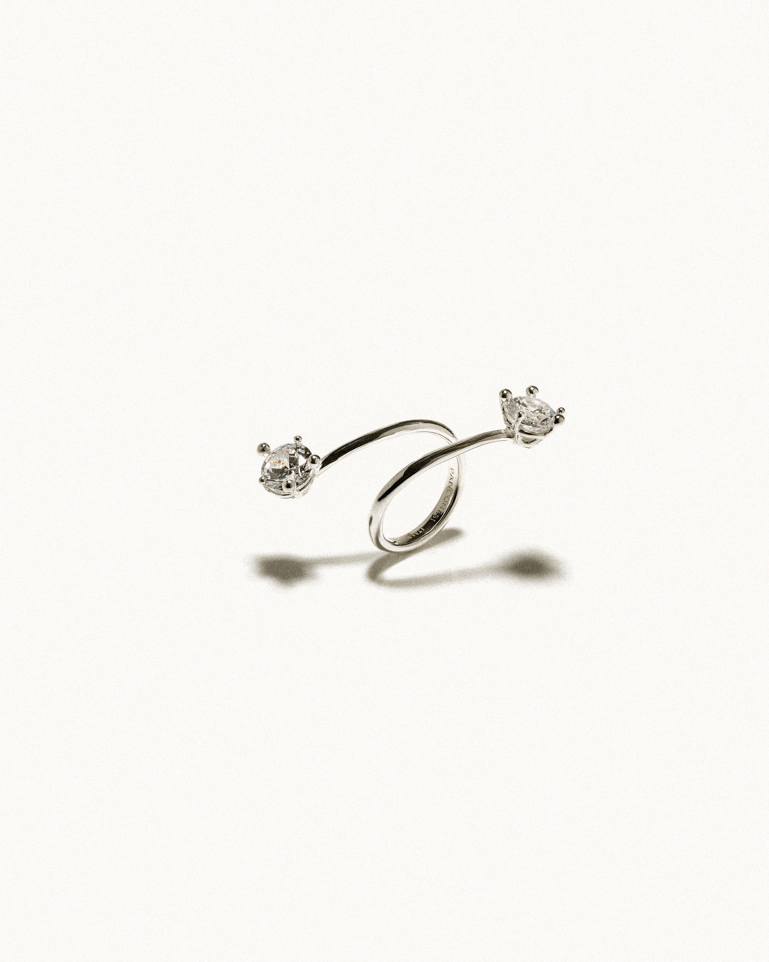 Constellation medium ring