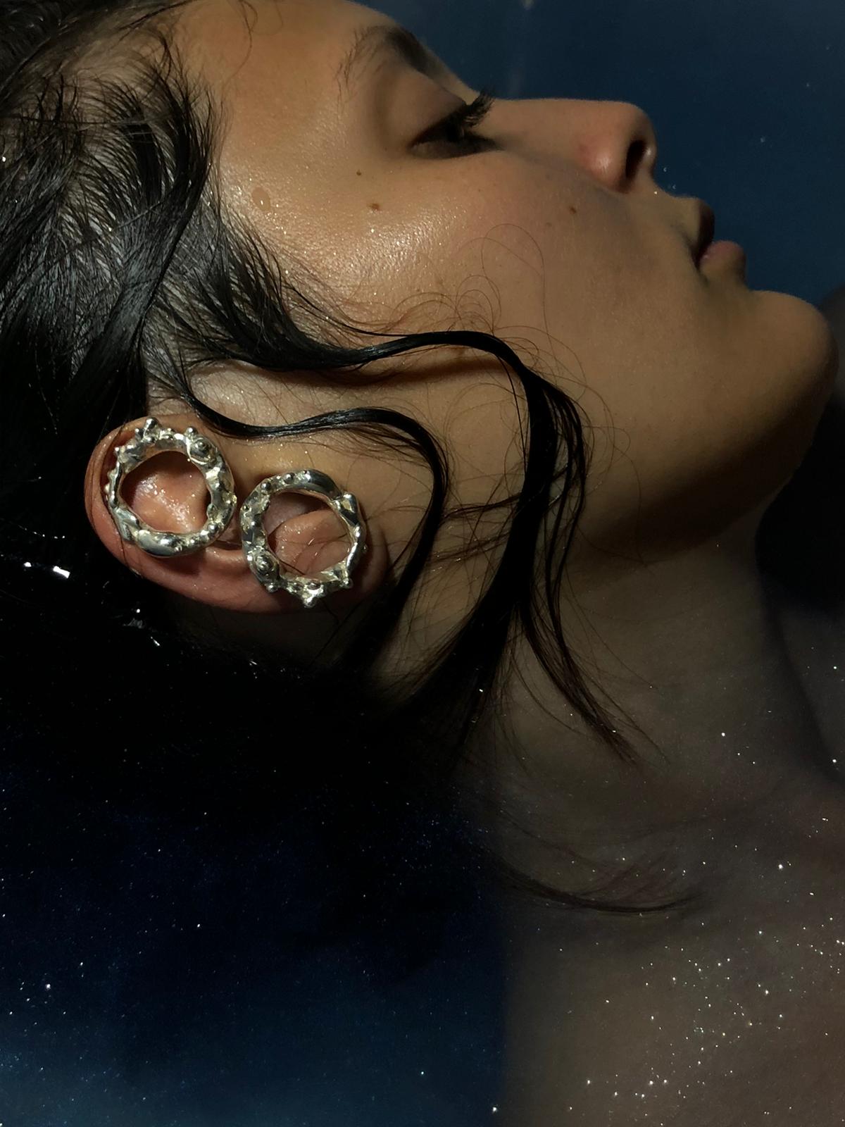 Sea flower wreath earrings