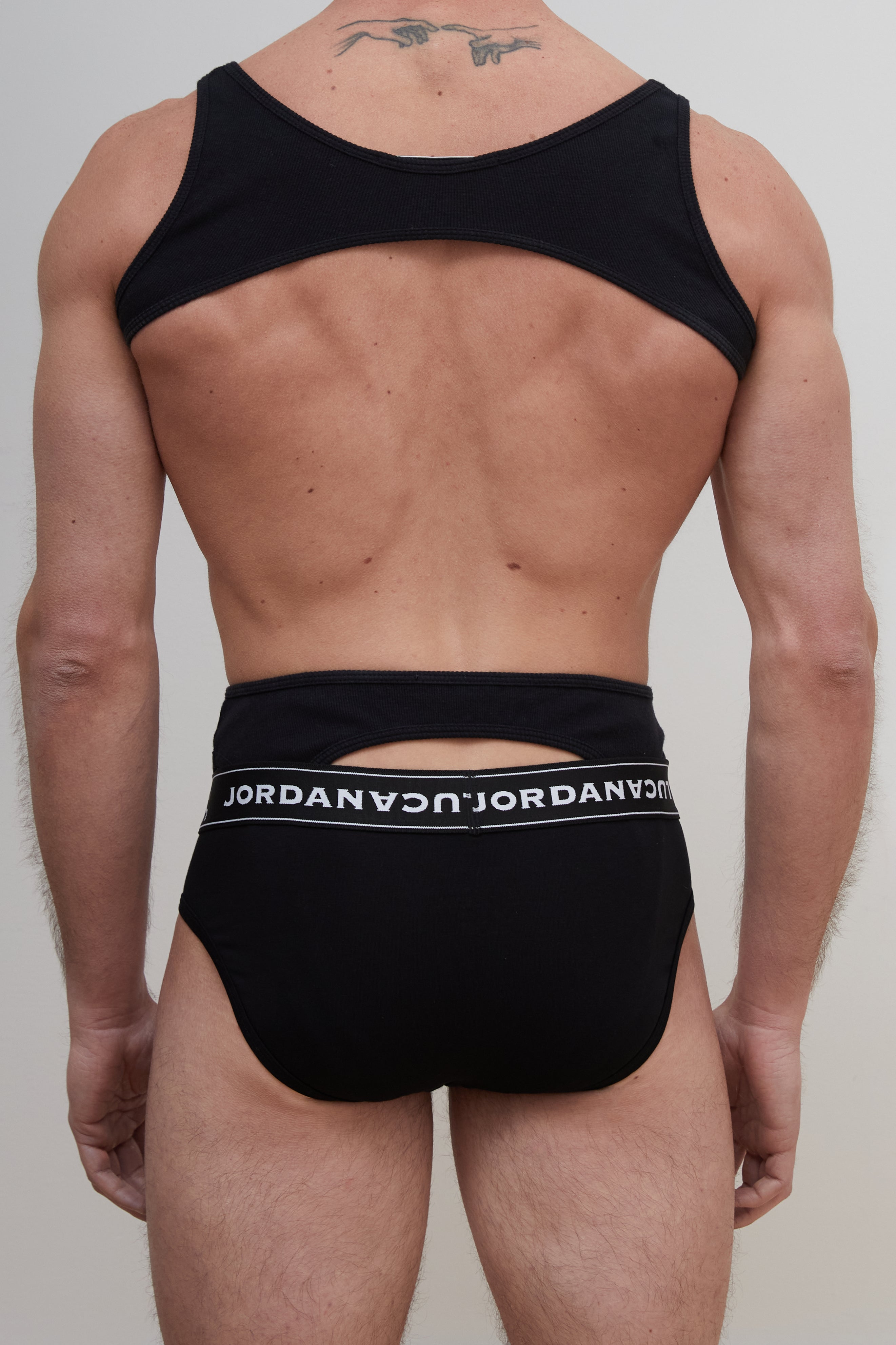 Latch iggy top black