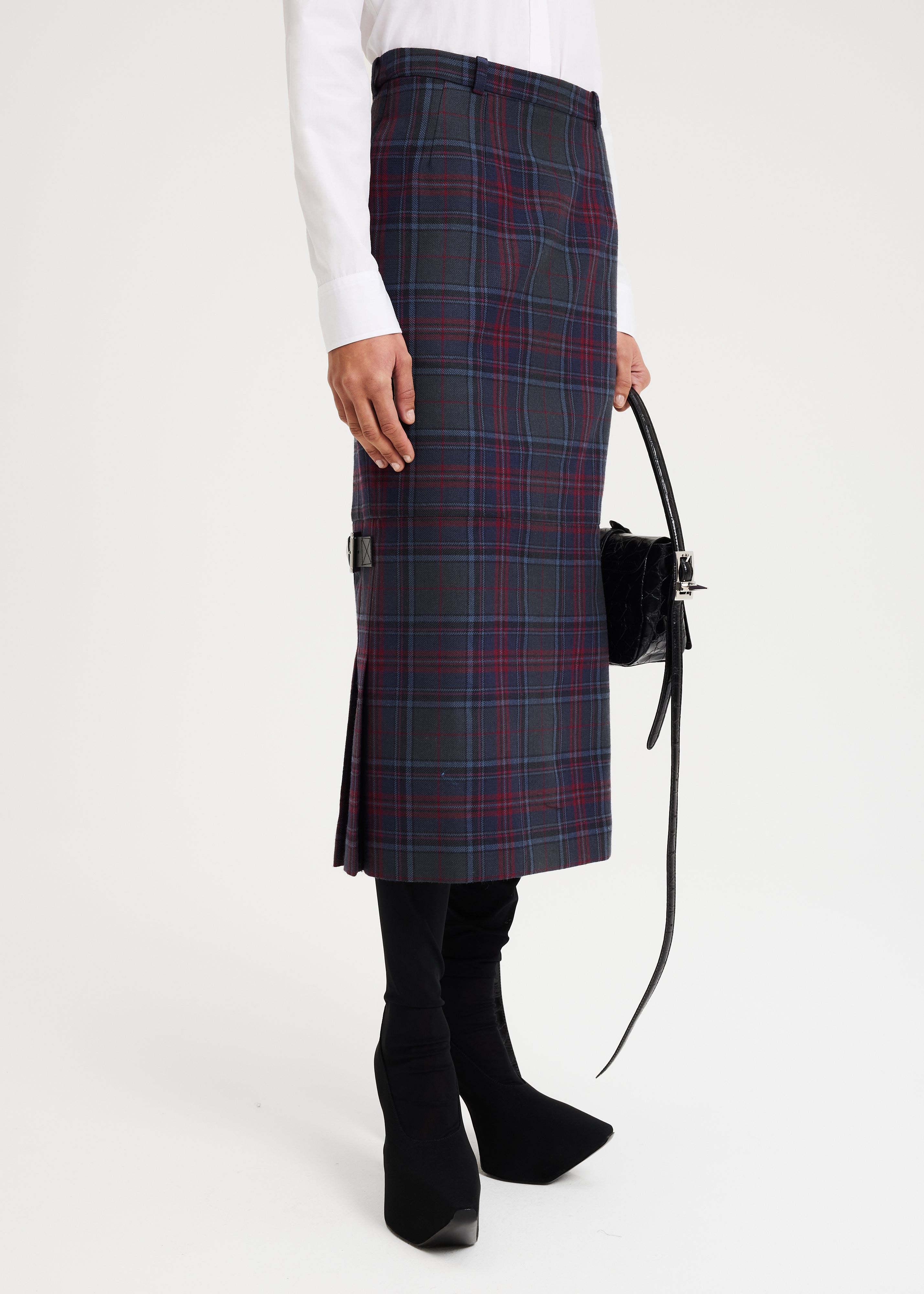 Convex skirt blue tartan