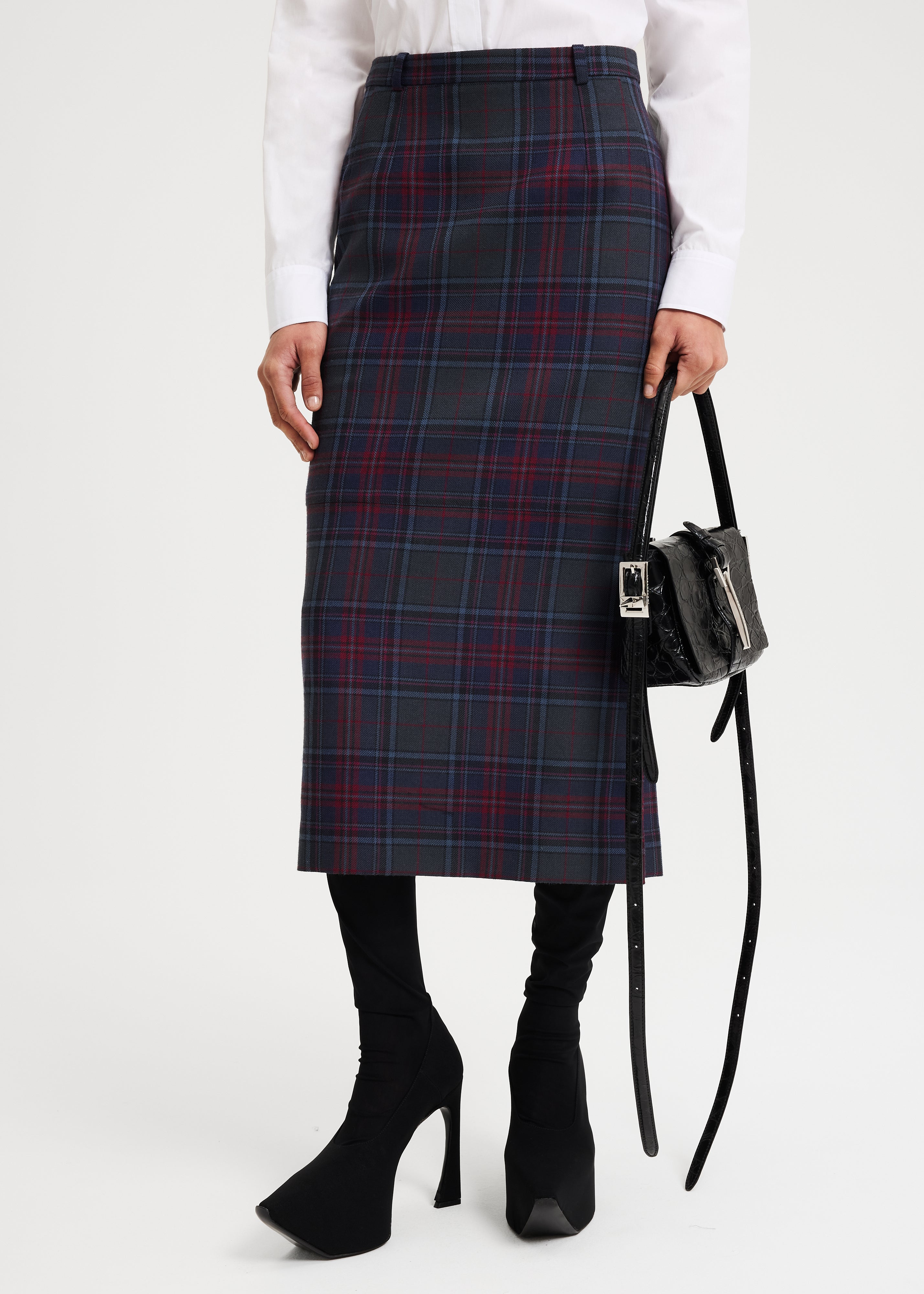 Convex skirt blue tartan