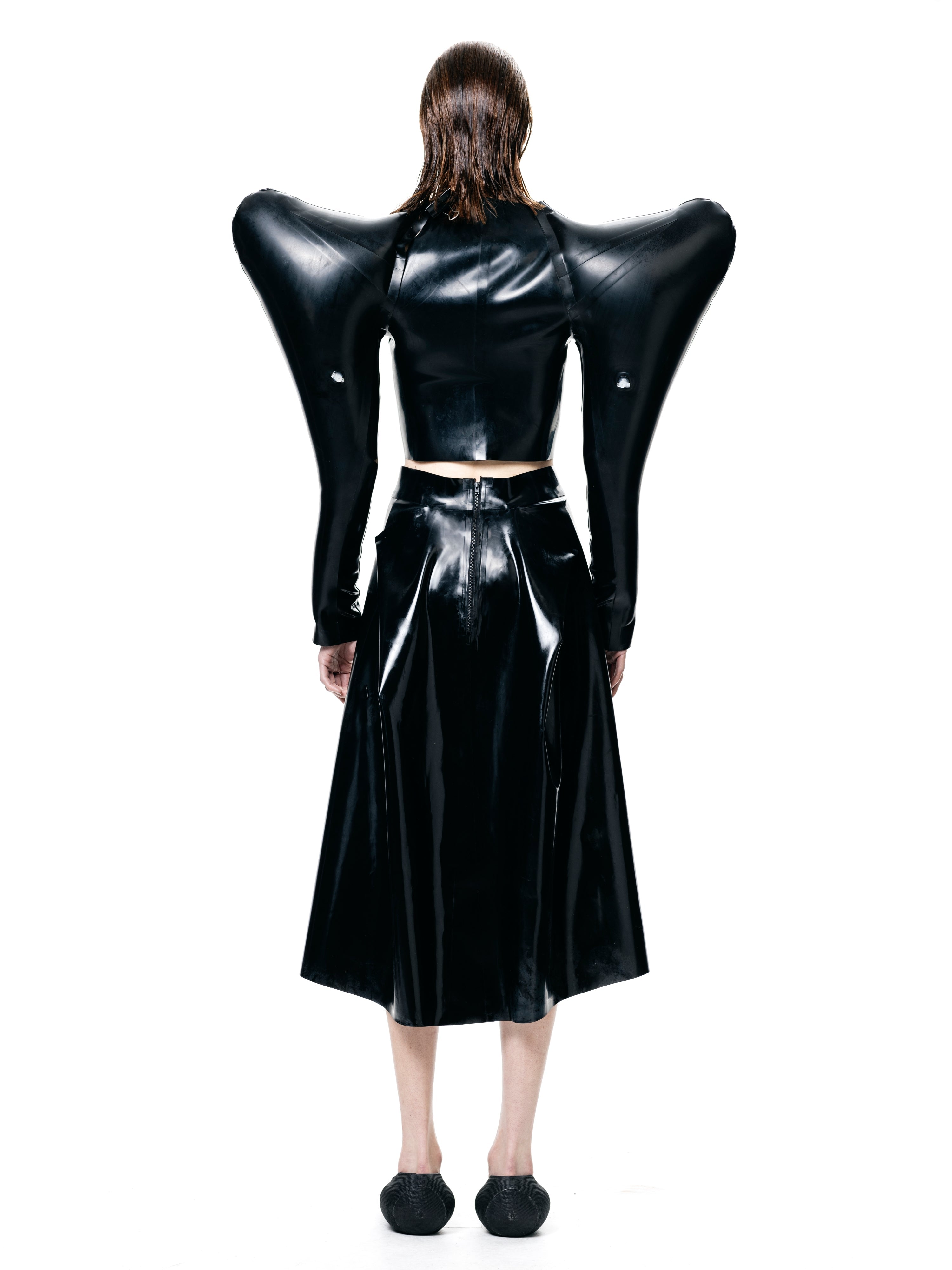 Inflatable shoulders jacket