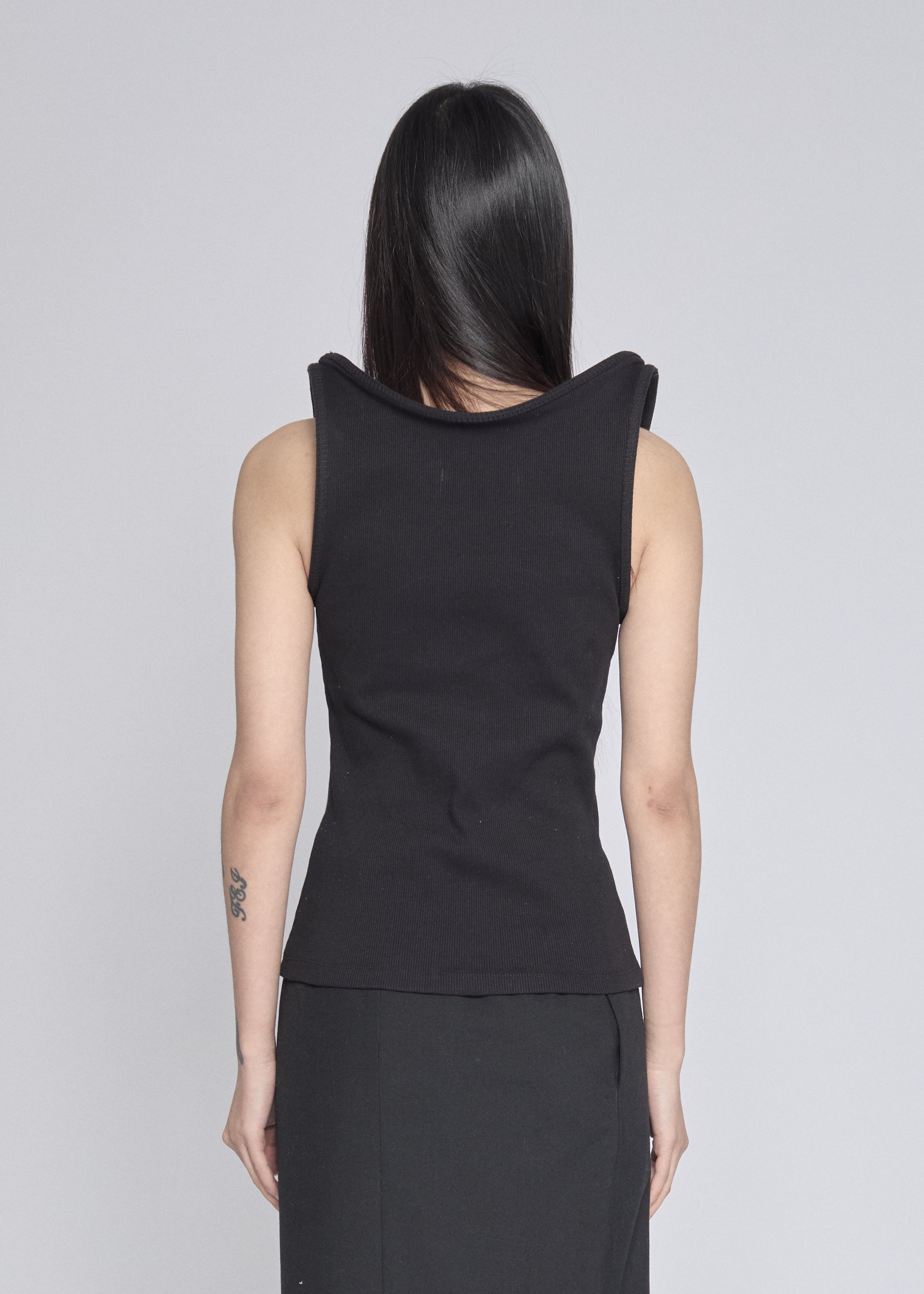 Blur tank top black
