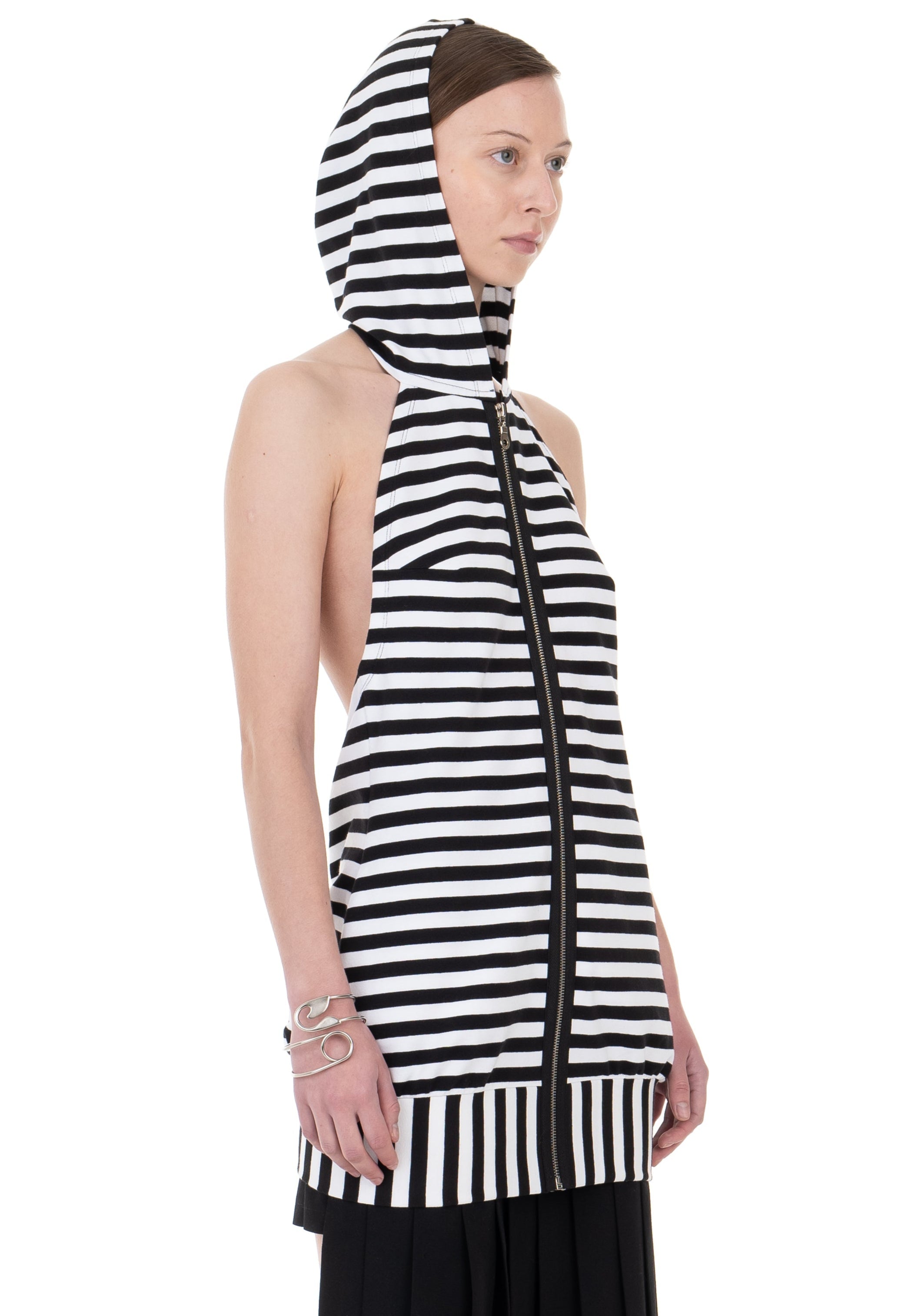Backless hood dress striped