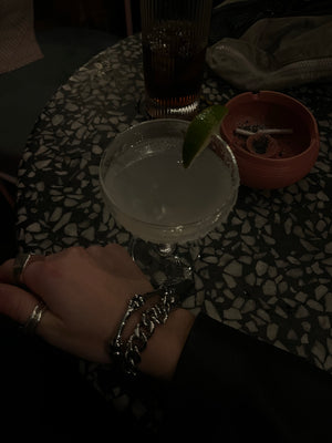 Casual bar
