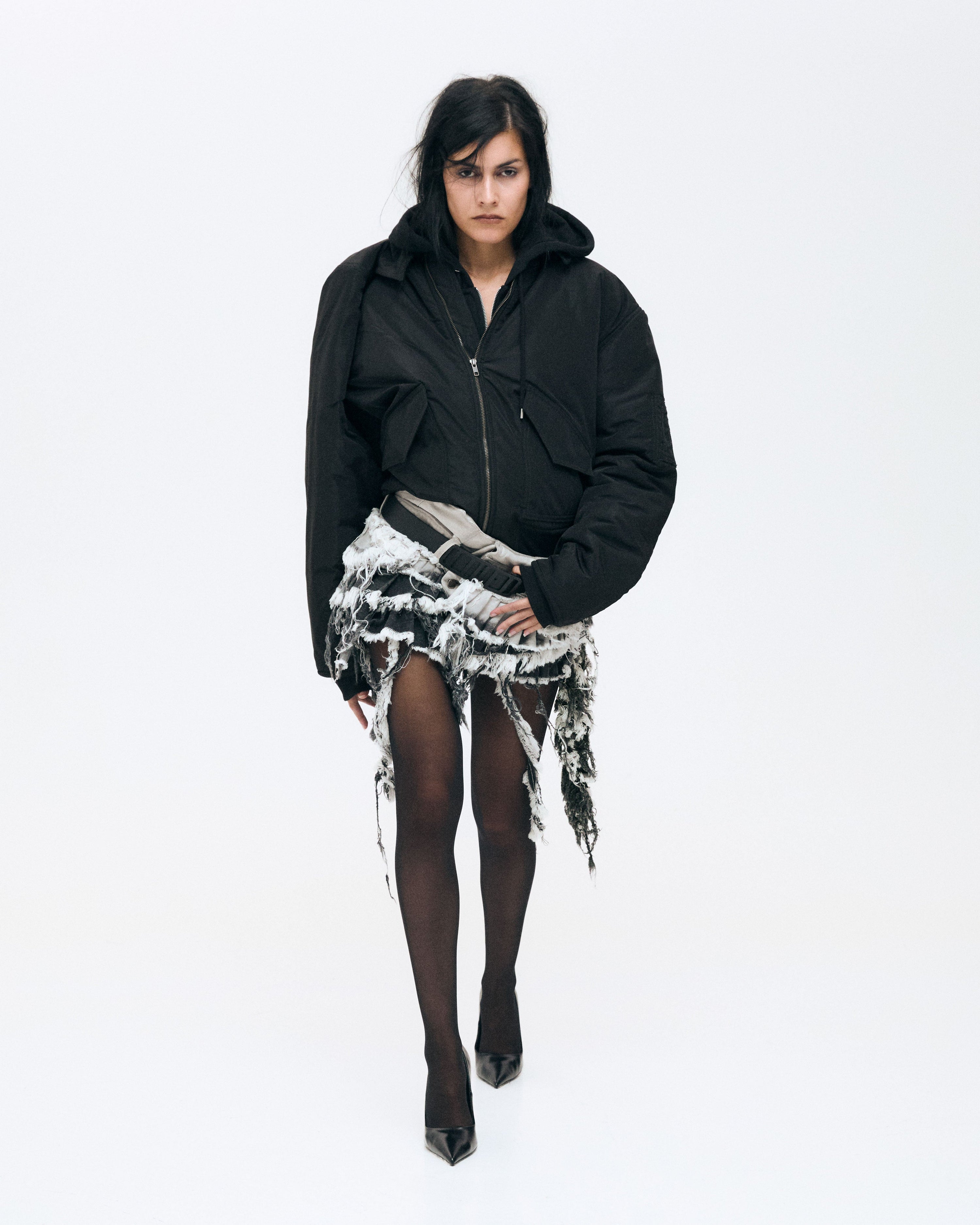 Suspended bomber black