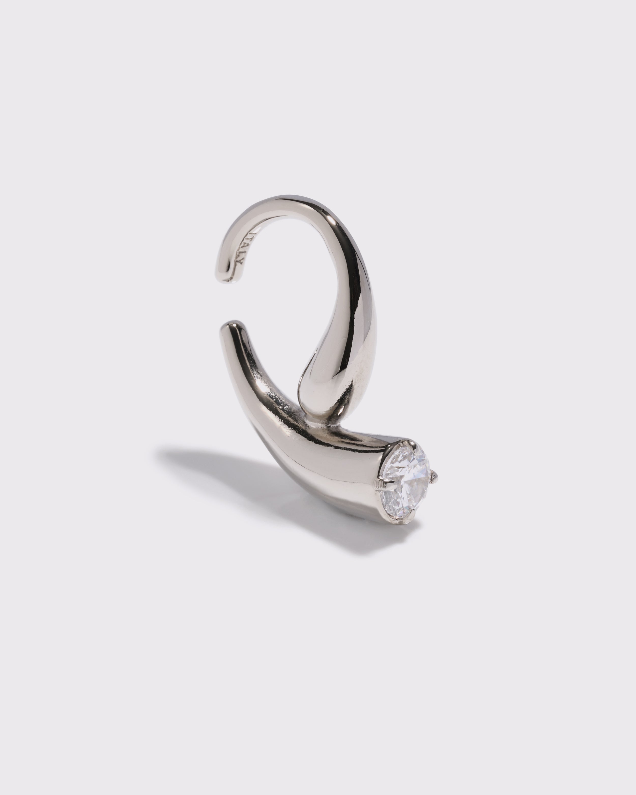 P ear cuff
