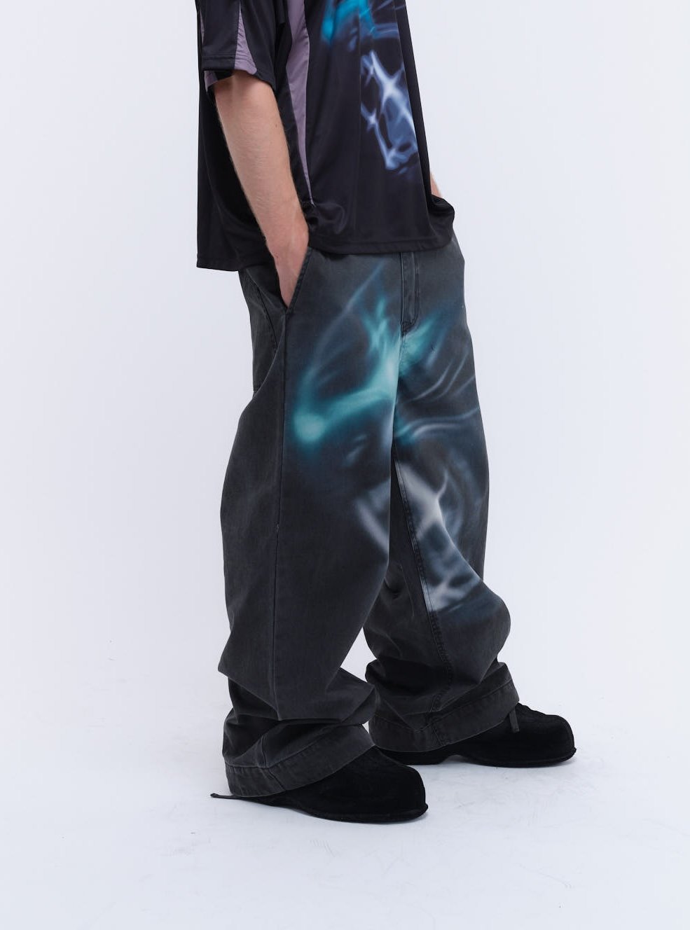 Printed jeans