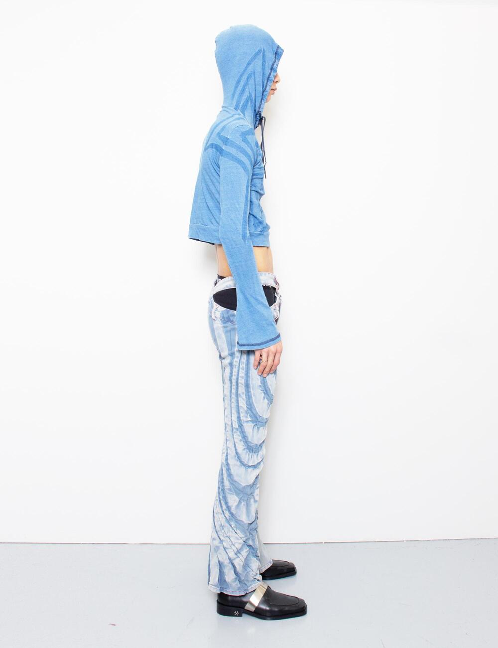 Star Hooded Long
Sleeve
