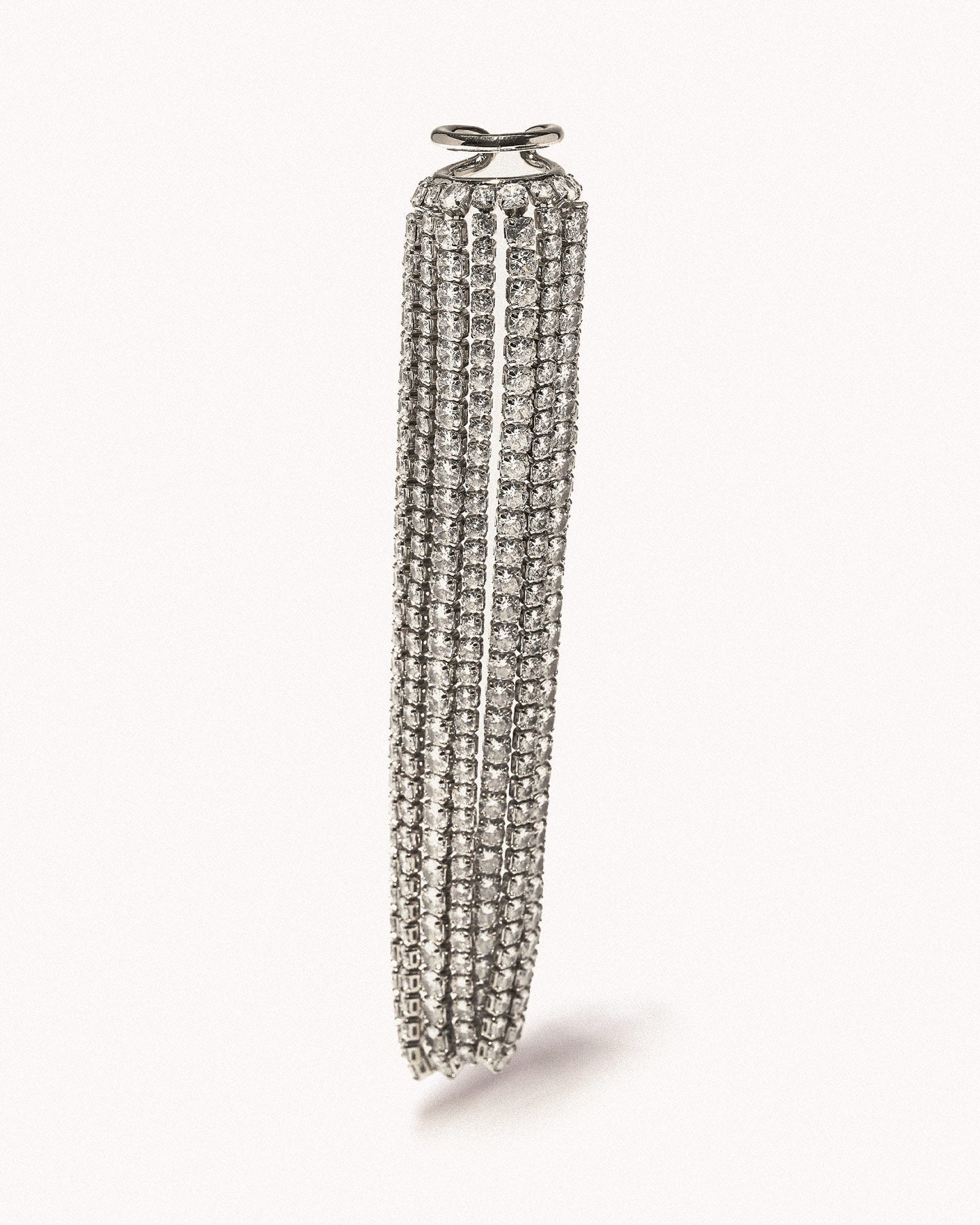 Diamanti cascade single ear cuff