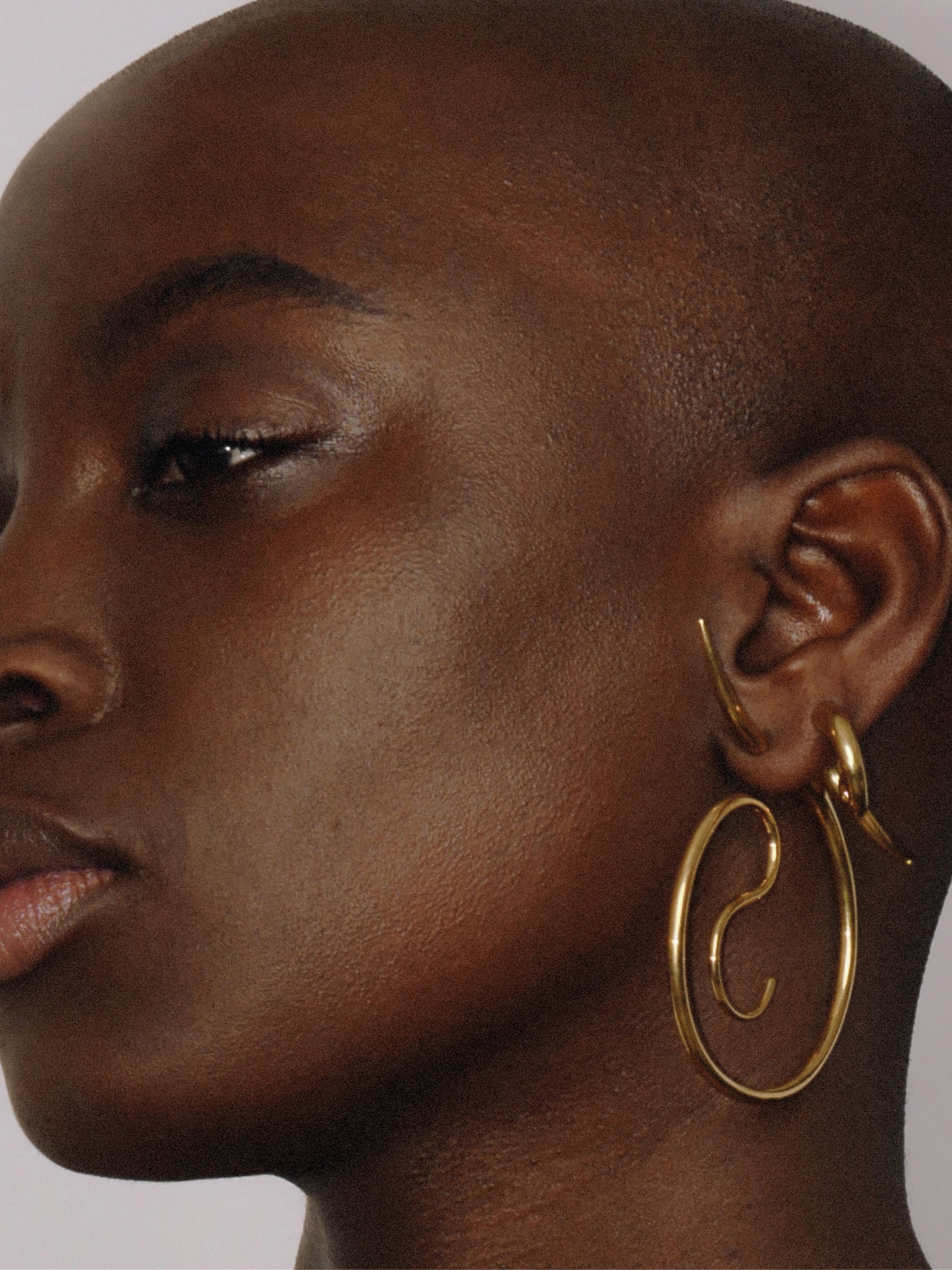 Spina upside down hoops