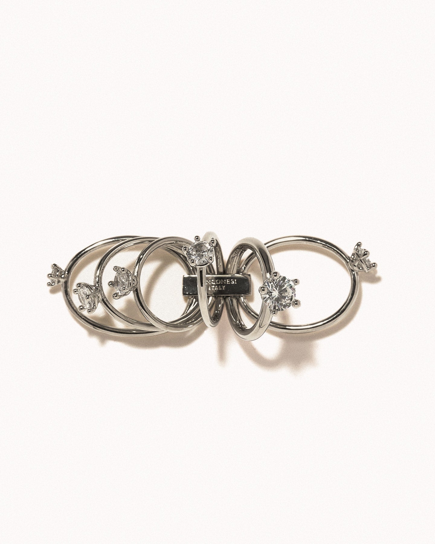 Diamanti orbit ring