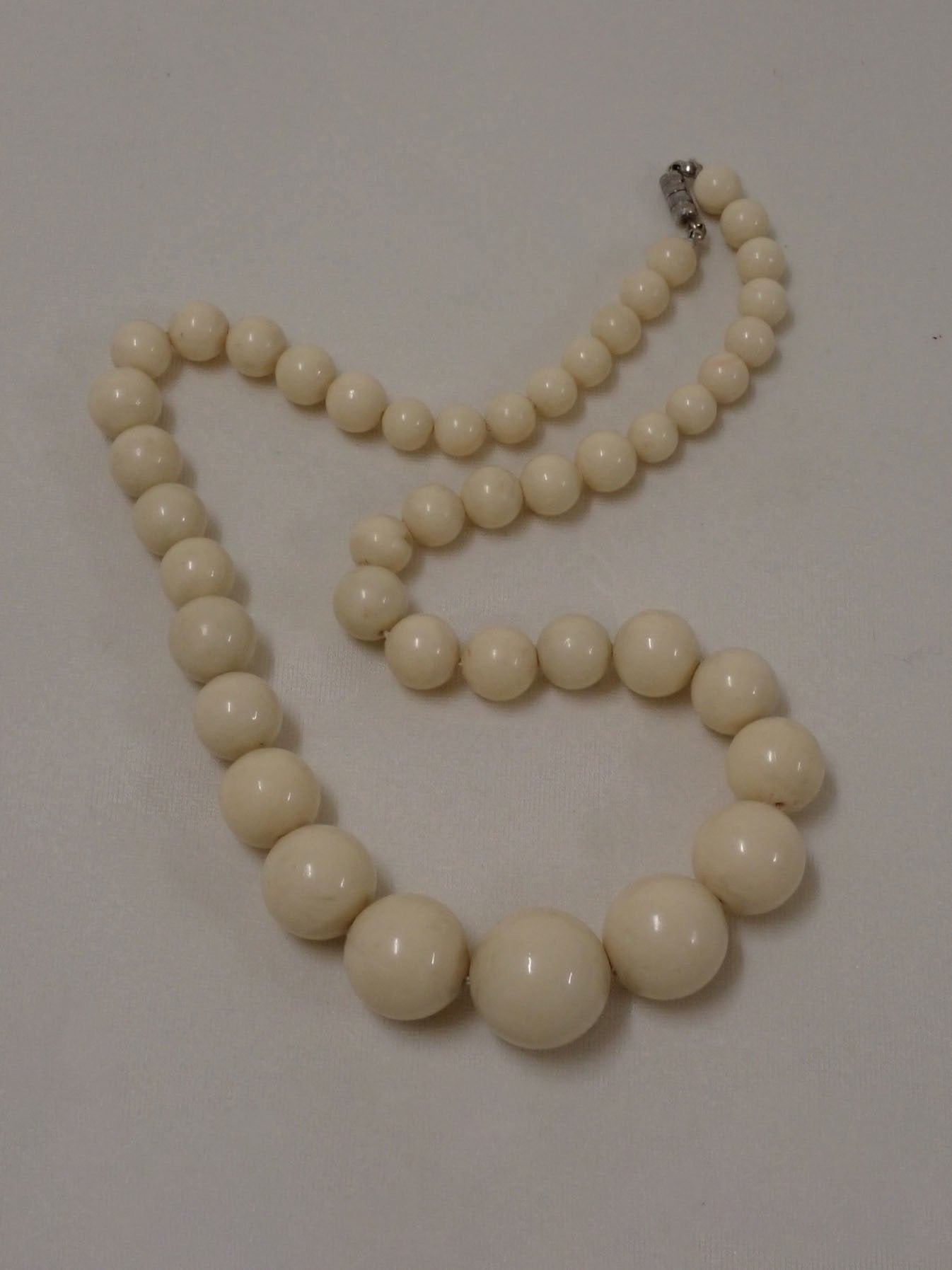 Chunky beads necklace