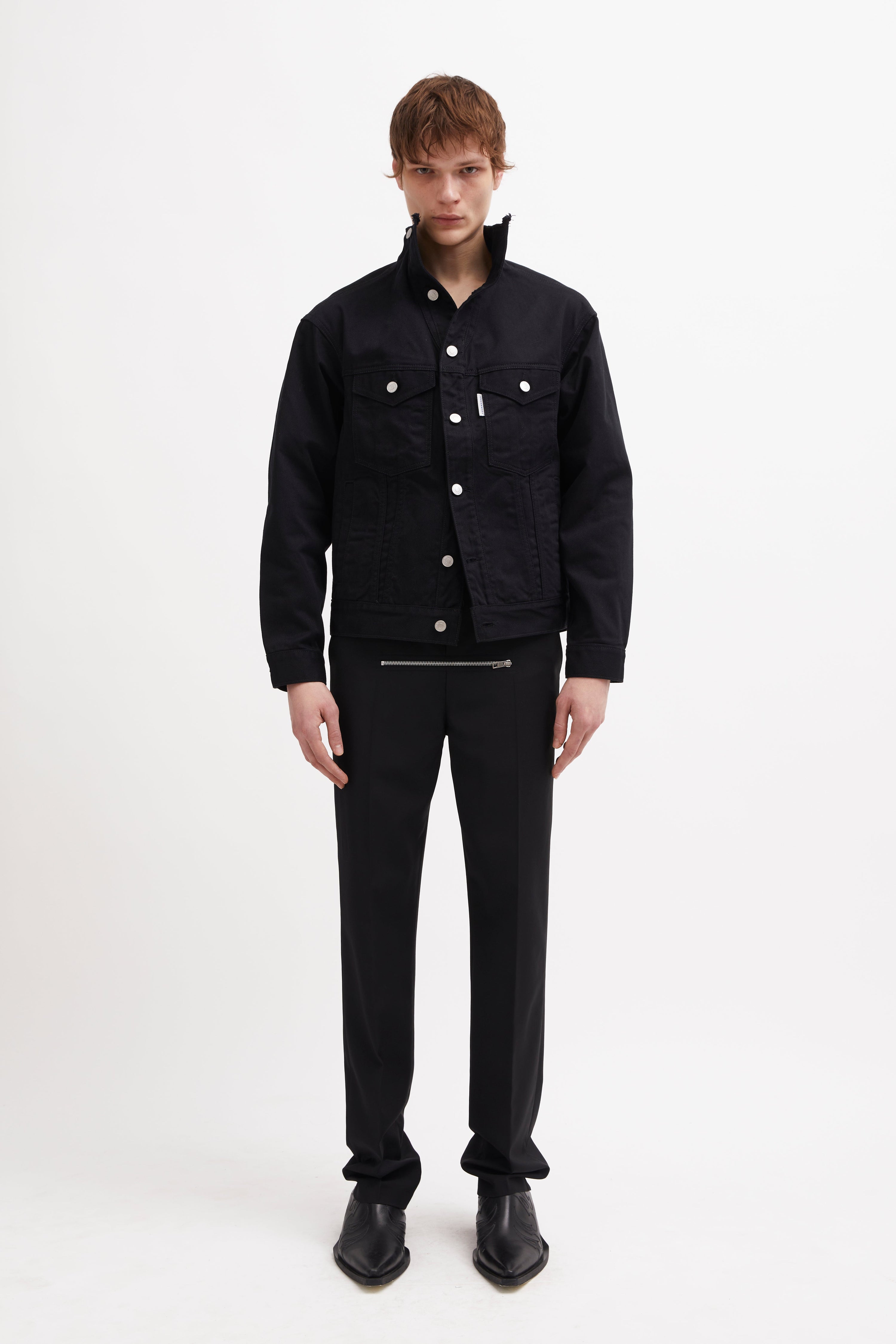 Liquidity jacket black