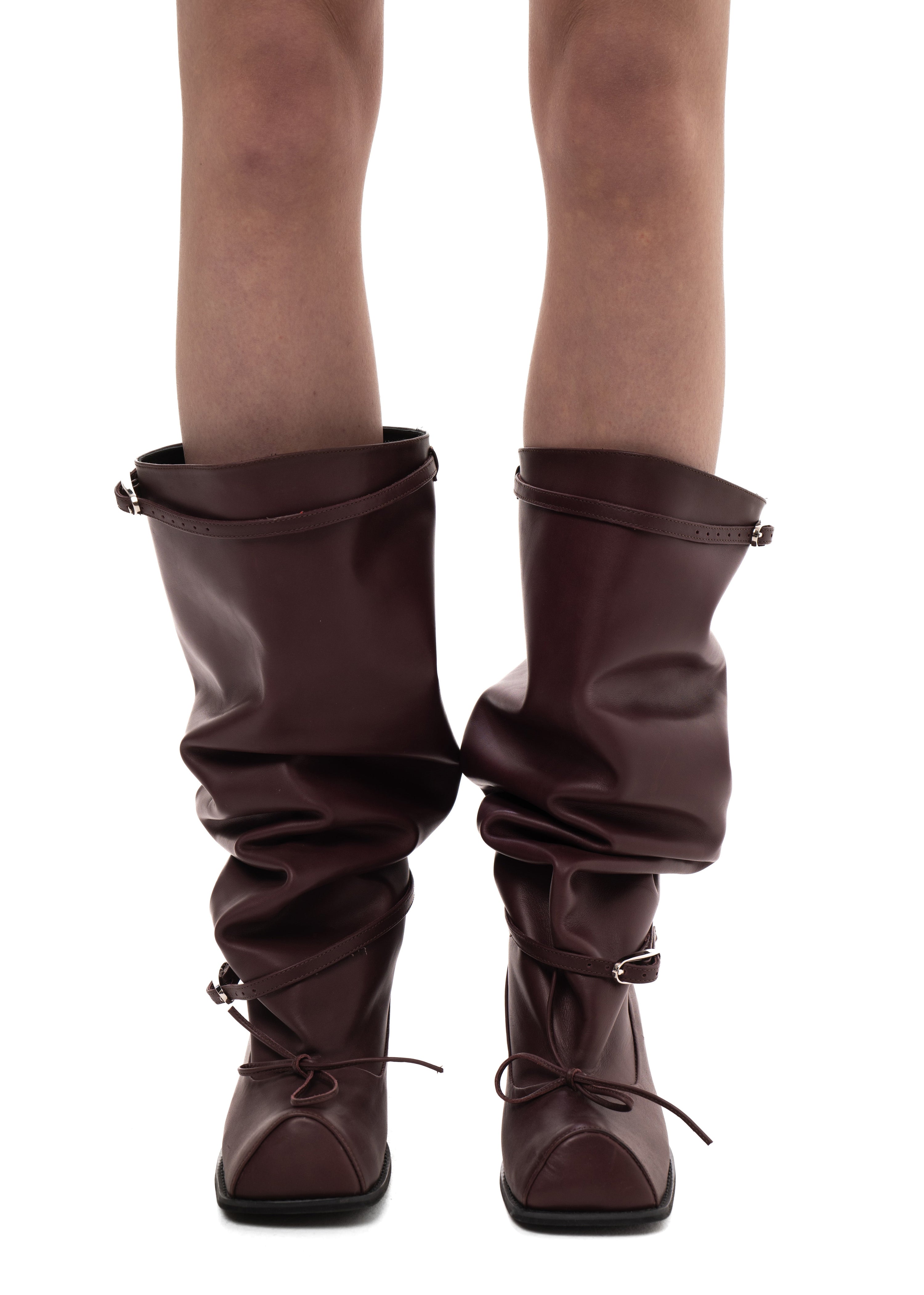 Hofa knee high buckle boots bordeaux