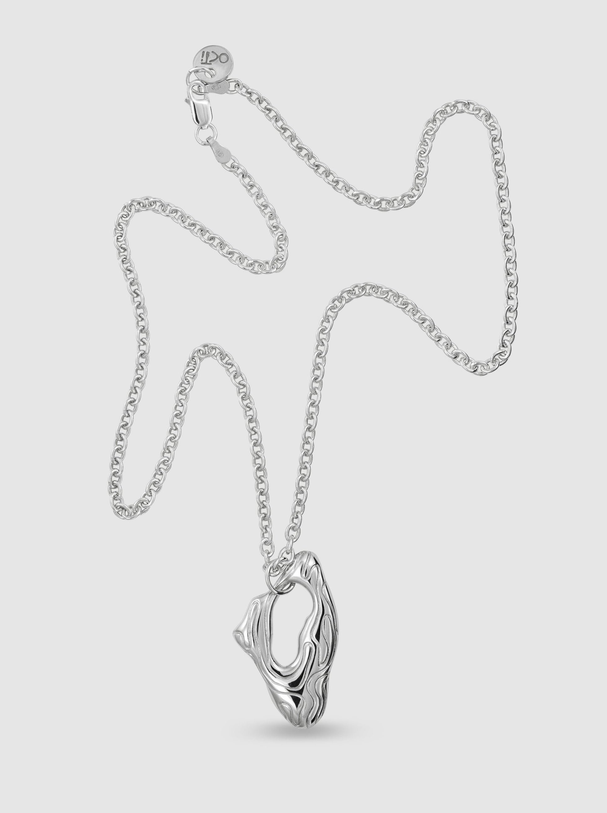 Island pendant necklace