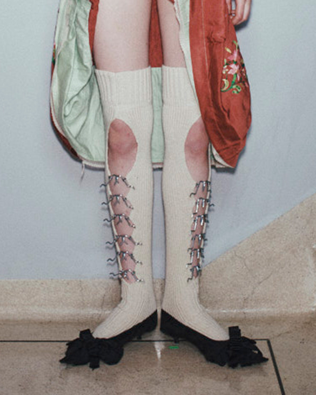 007-02 hold me tight tights