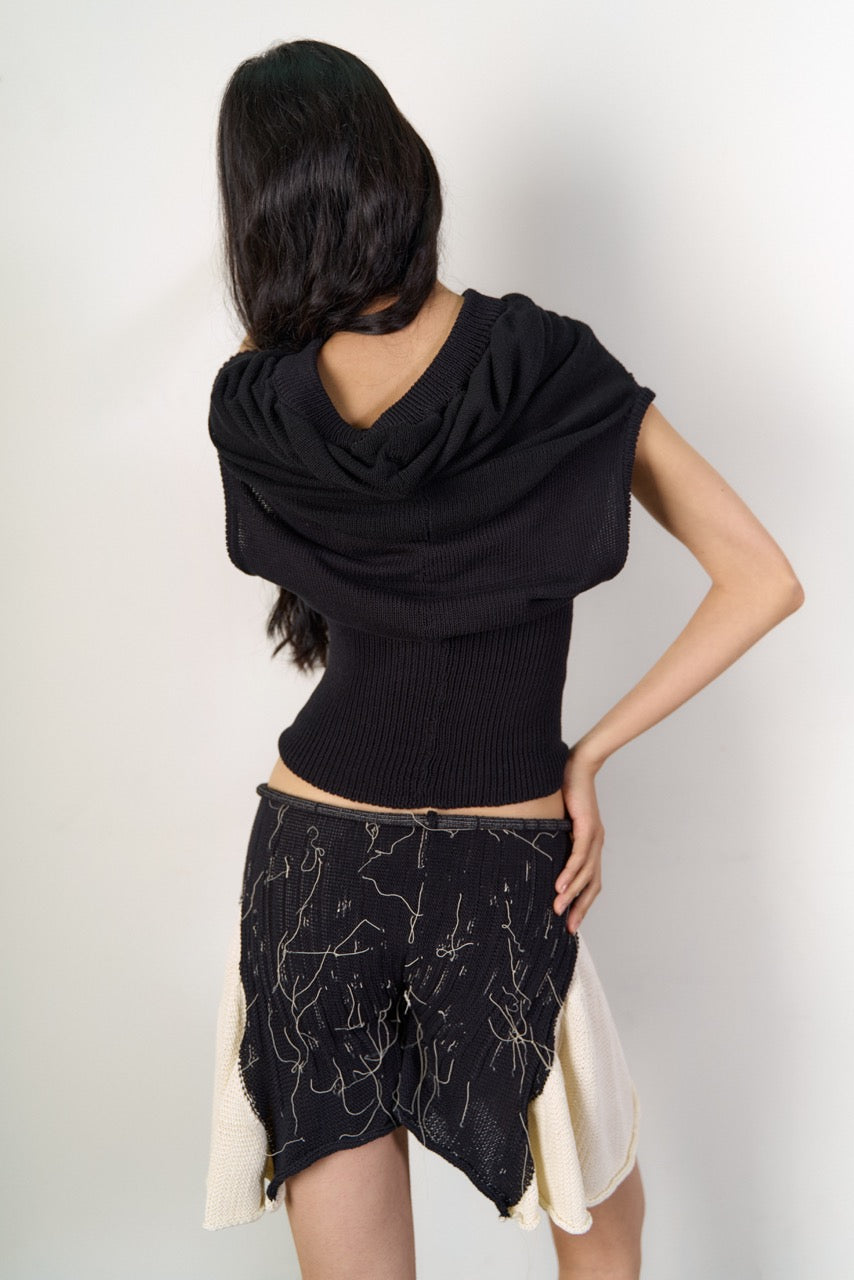 Triangle hood vest cotton