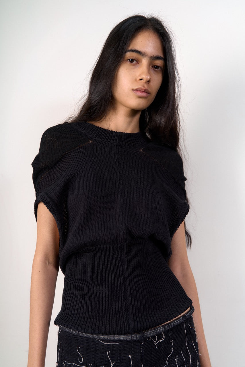 Triangle hood vest cotton