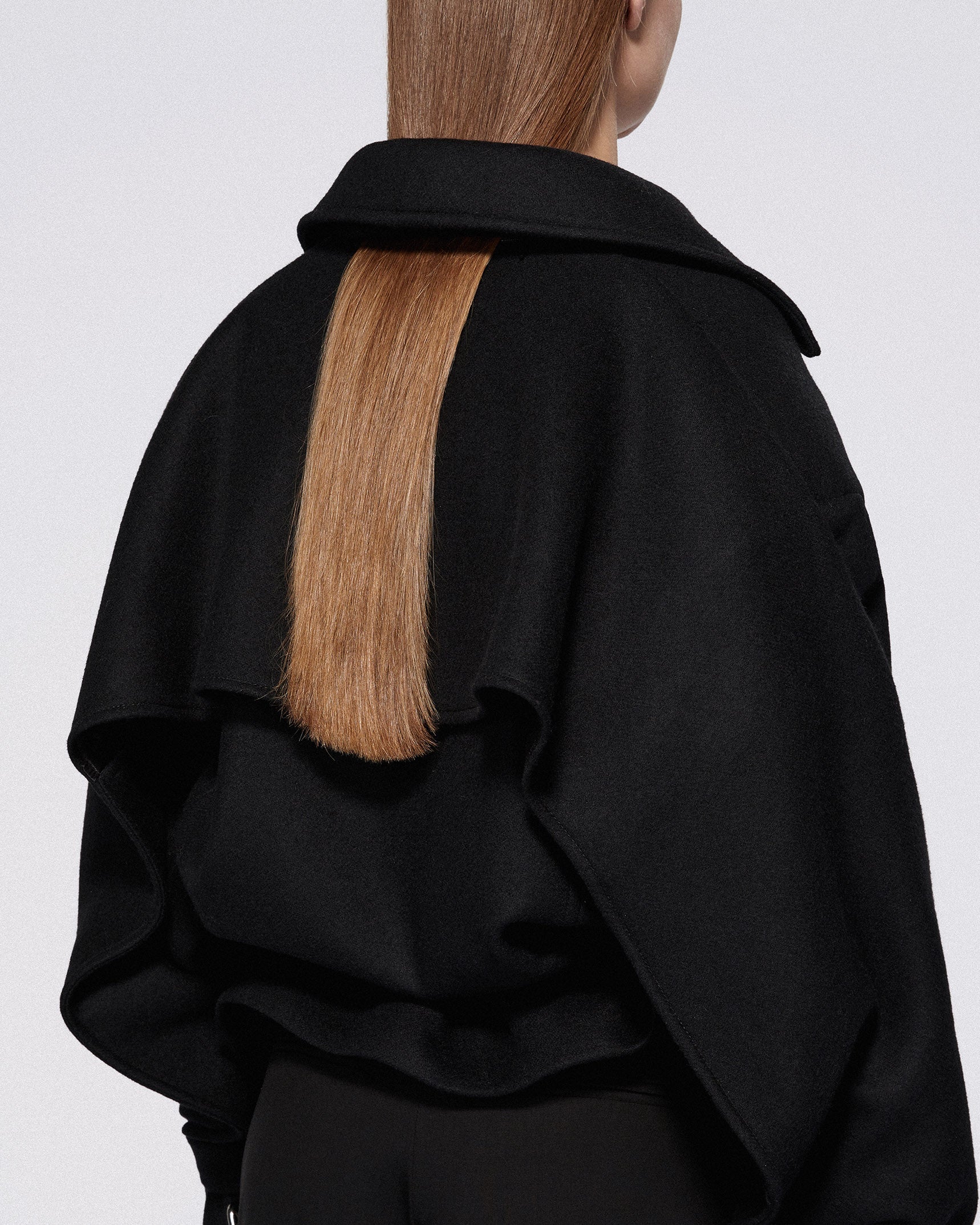 Sentinal jacket black