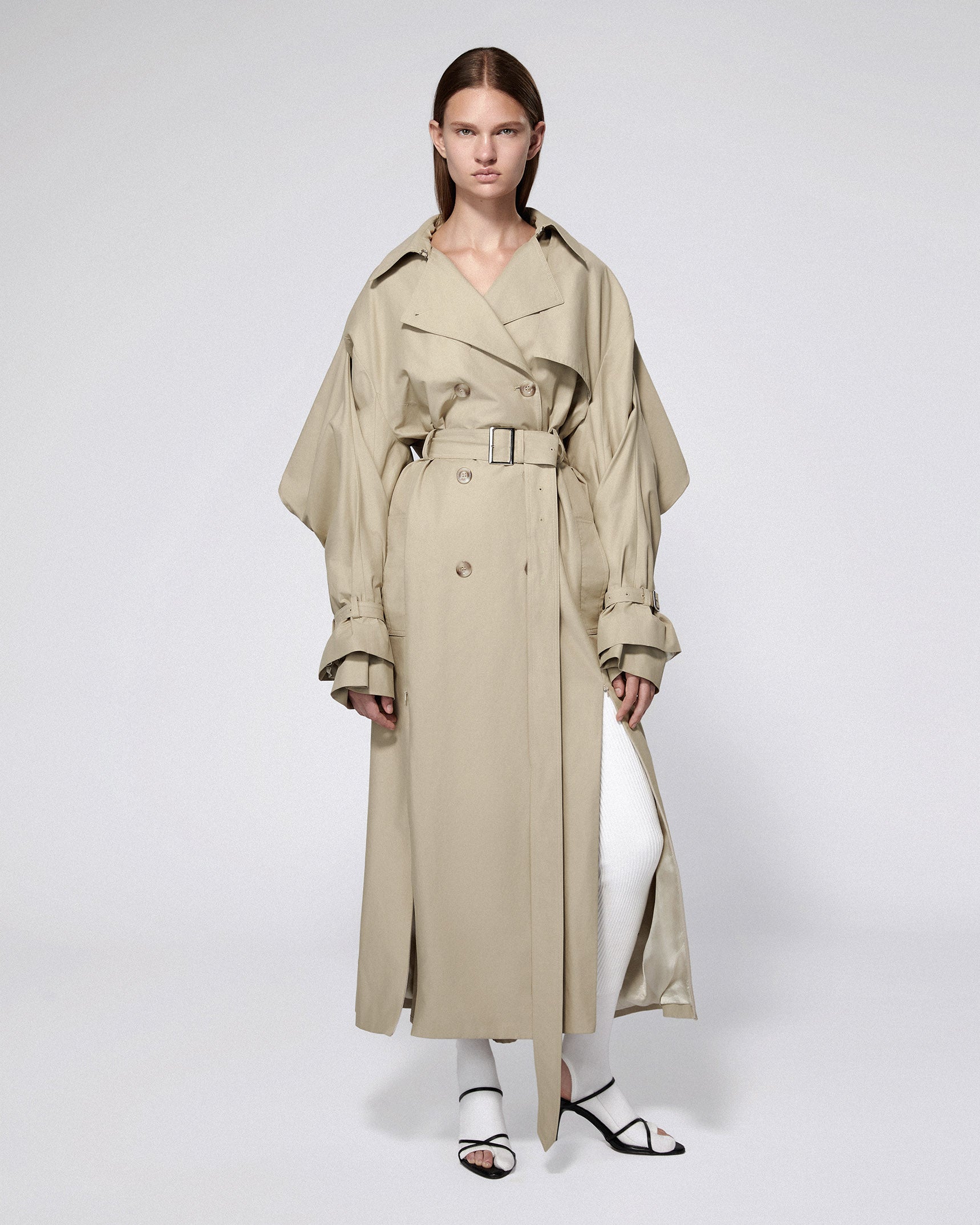 Sentinal trenchcoat beige