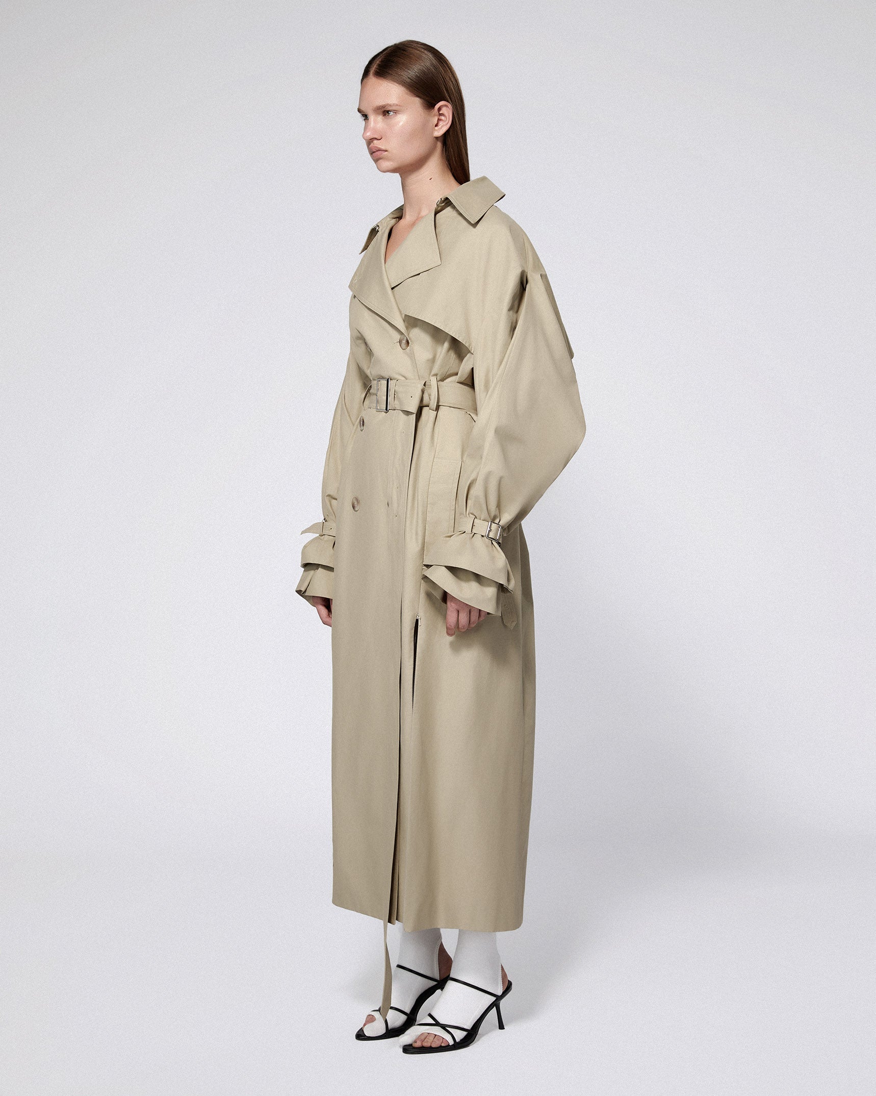 Sentinal trenchcoat beige