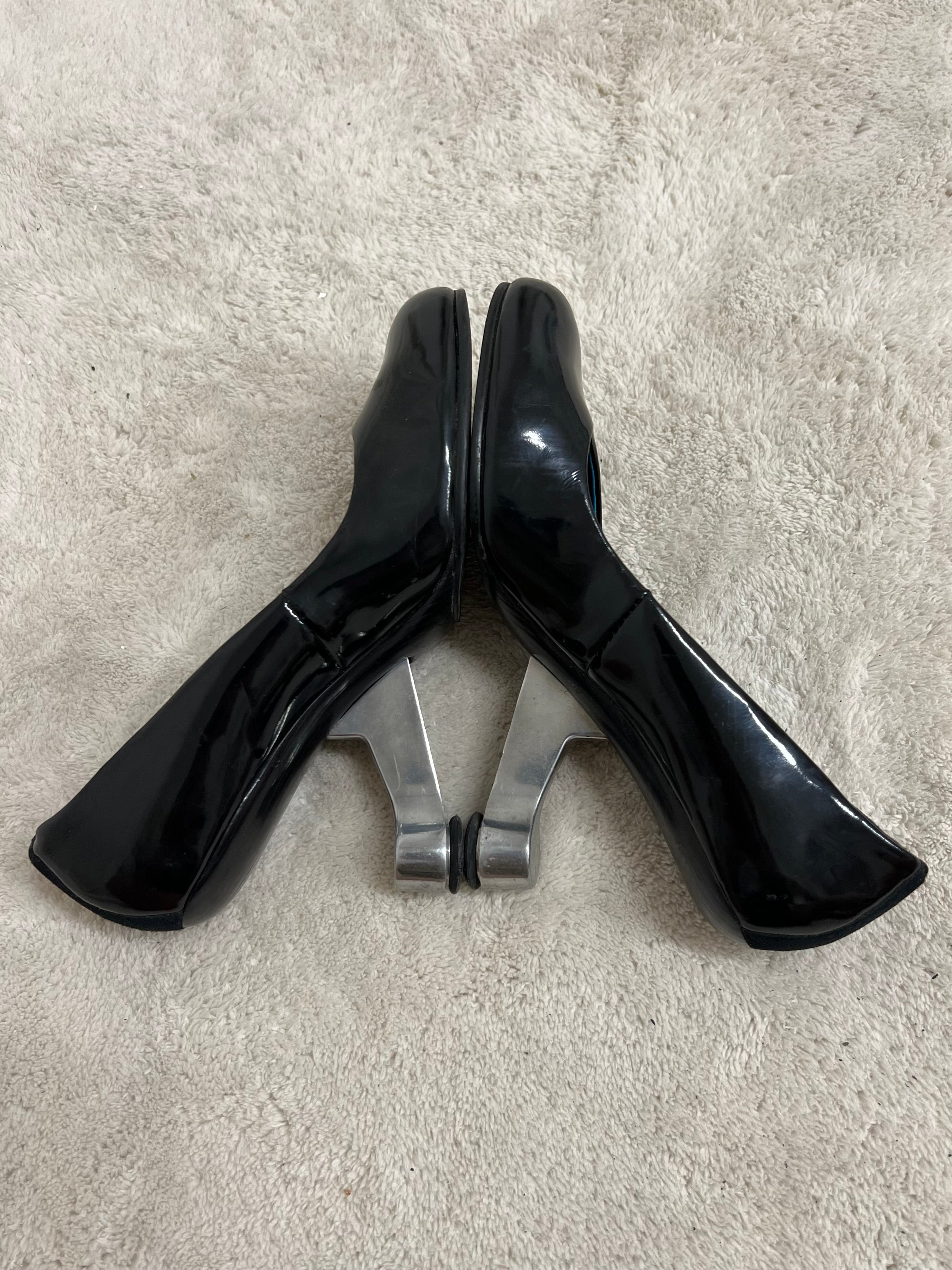 Conceptual heels