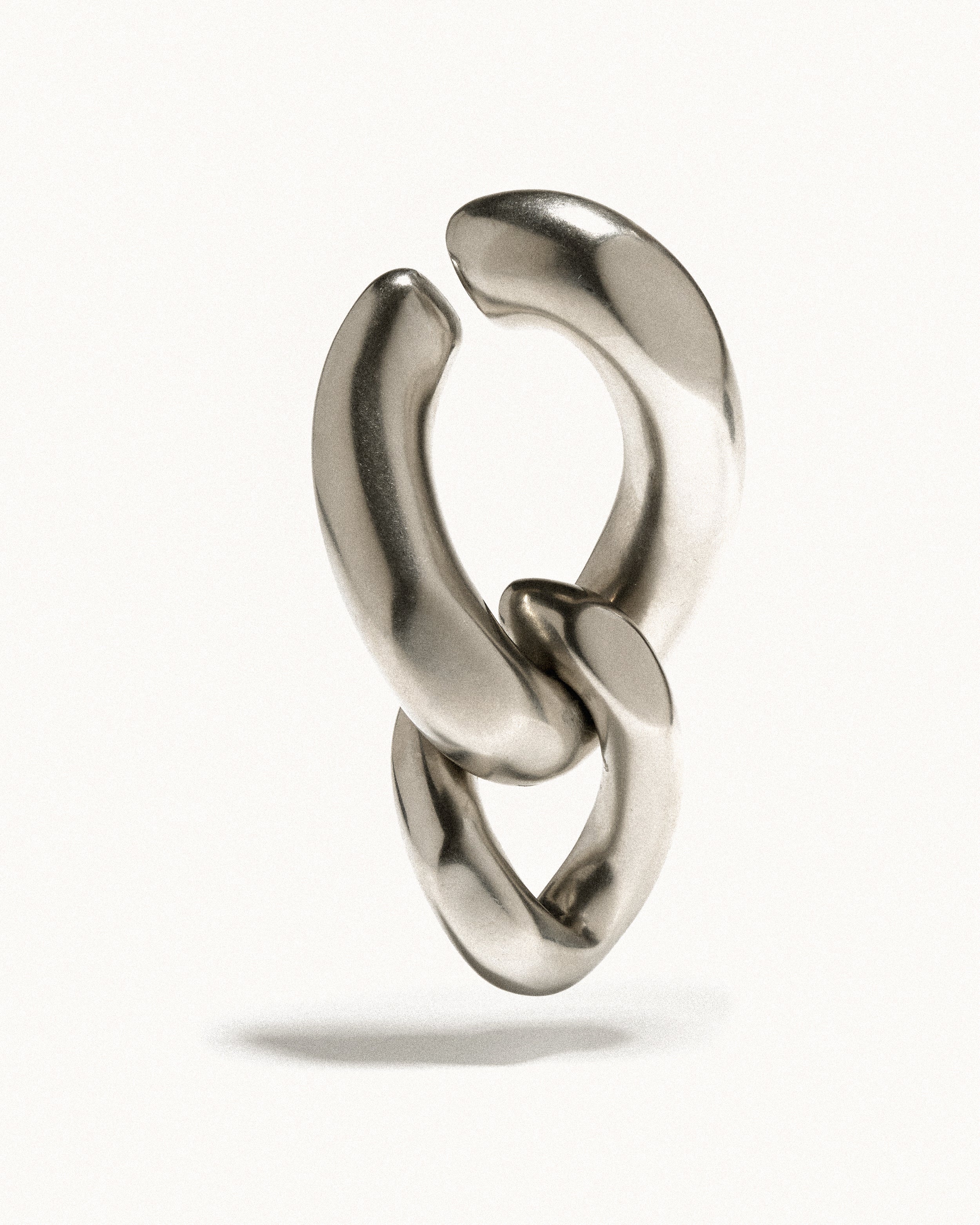 Catena double ear cuff