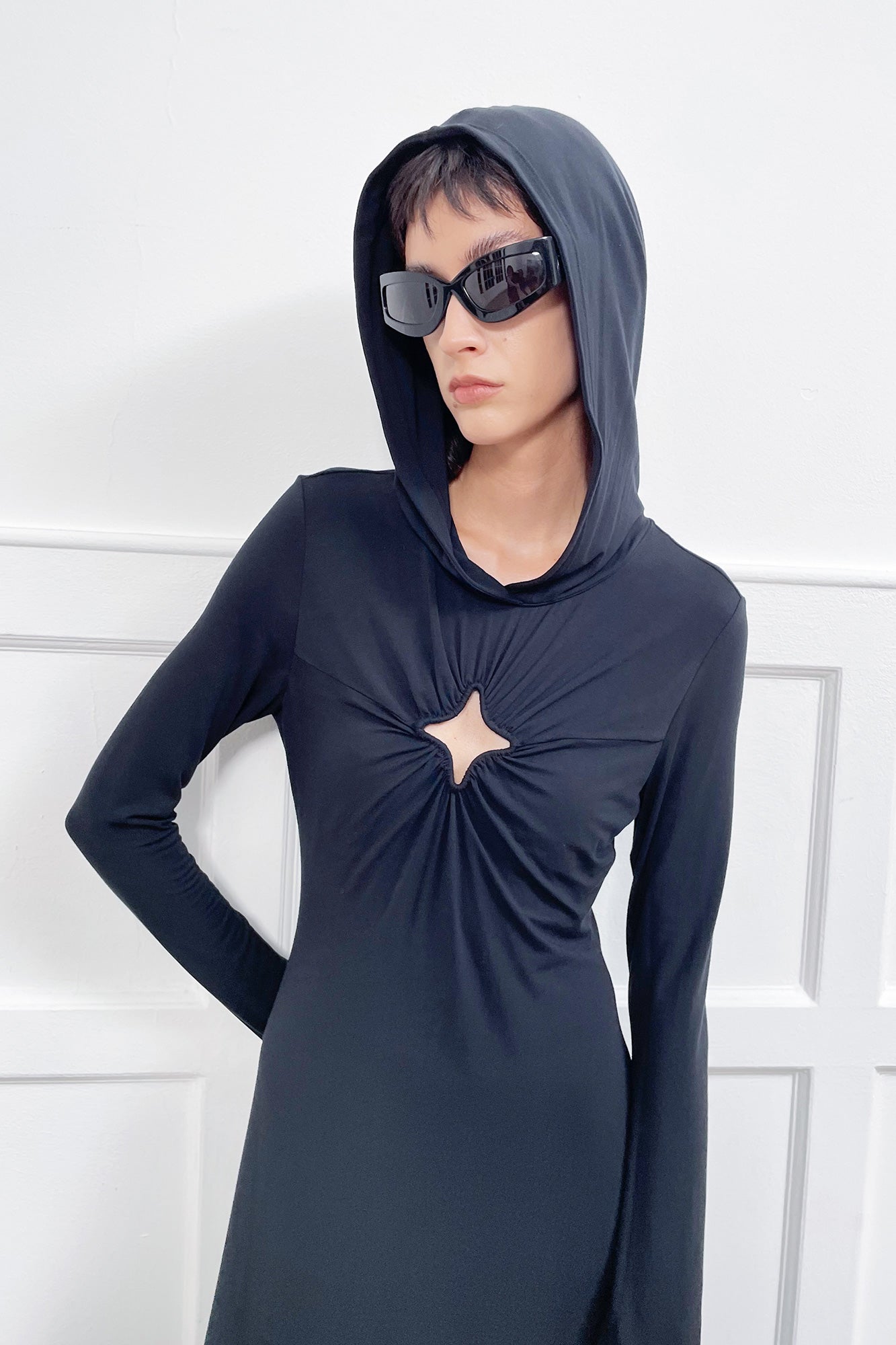 Four-pointed star cutout hooded dress
