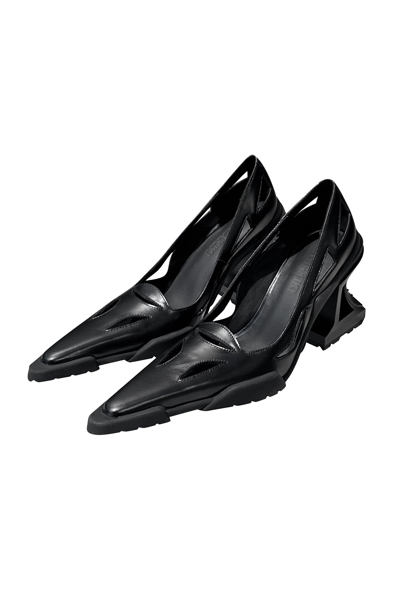 Deconstructive hollow out single shoe