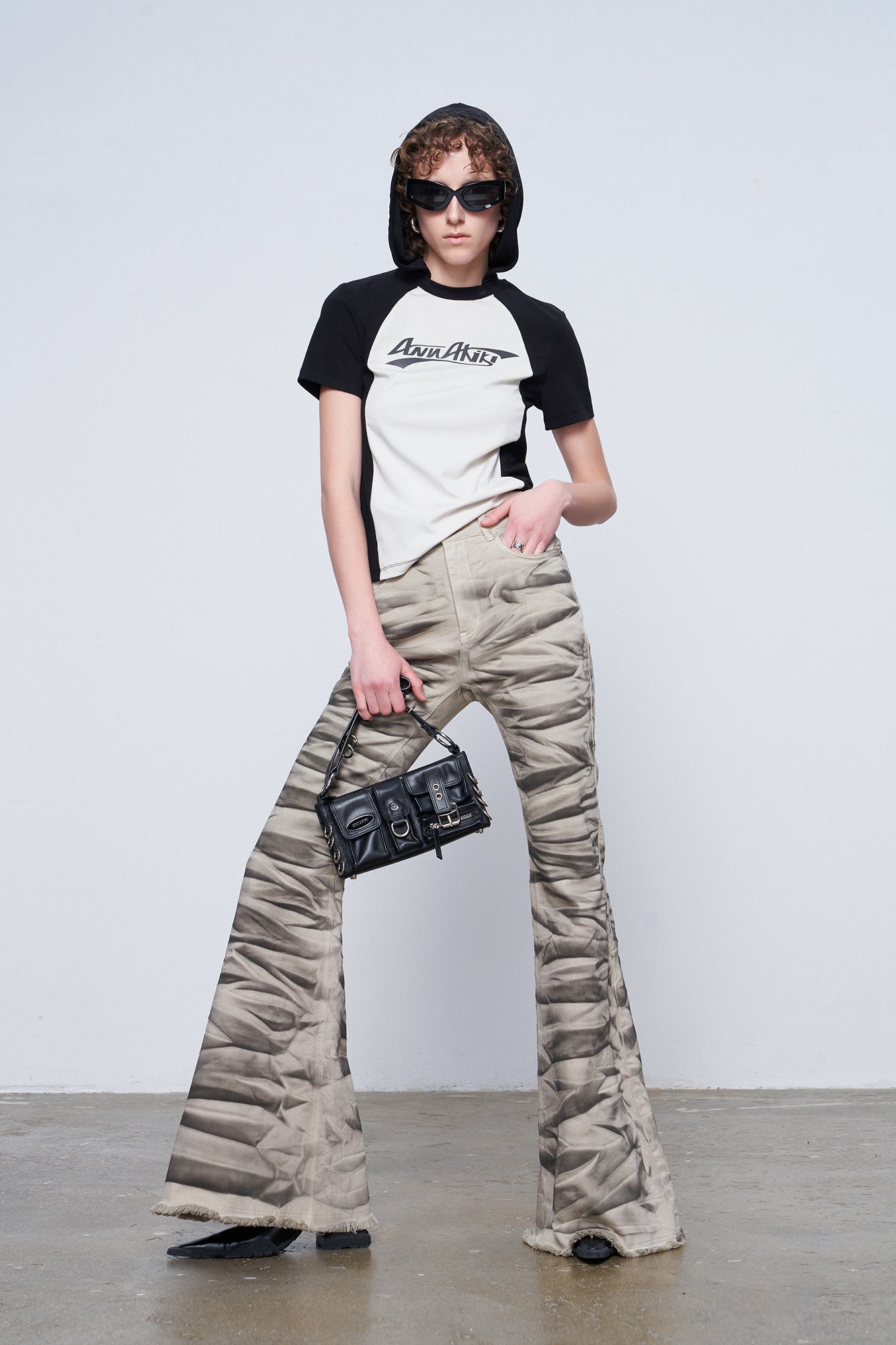 Logo patch work color t-shirt