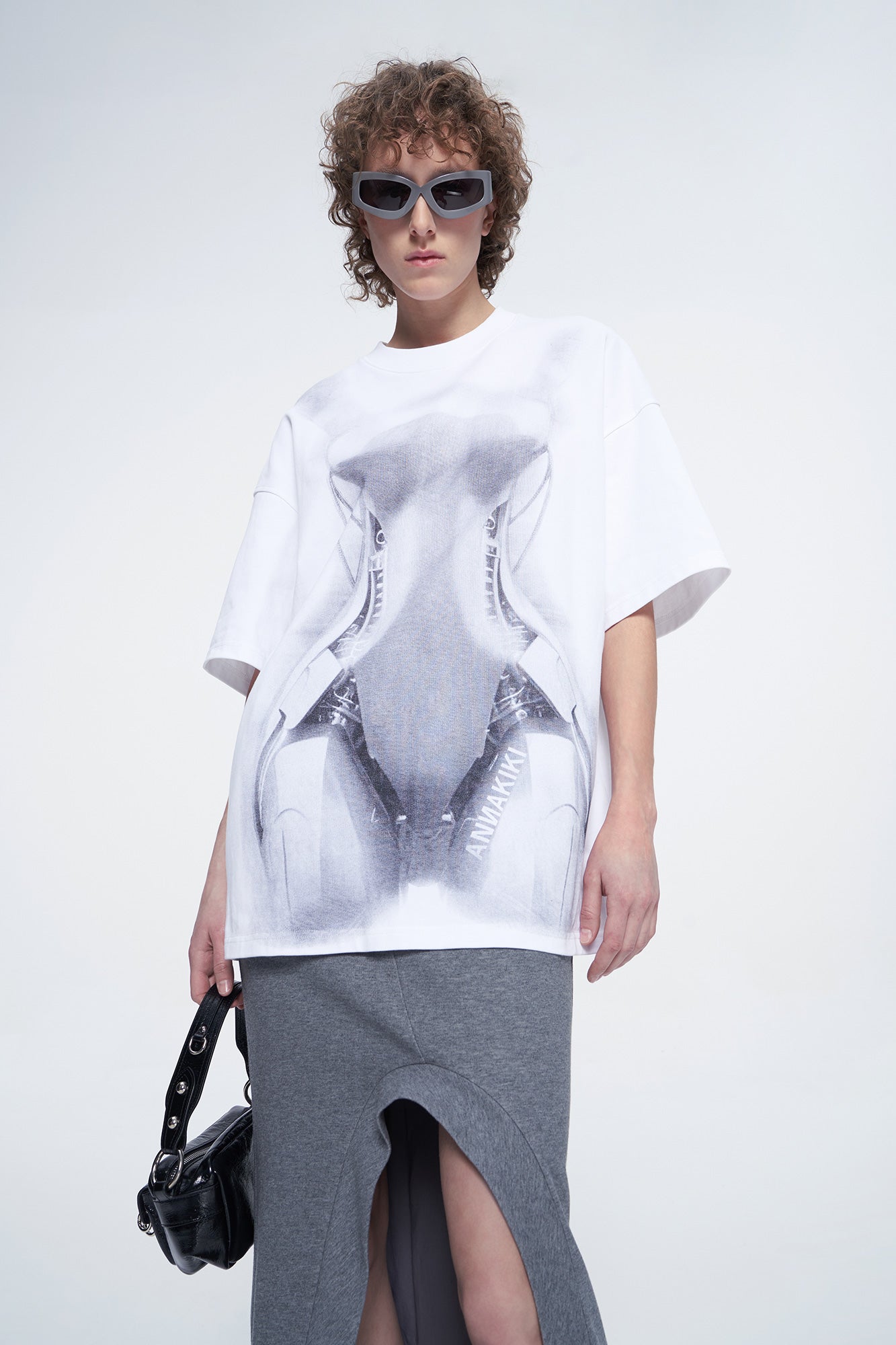 Fuzzy mechanical future touches like a t-shirt