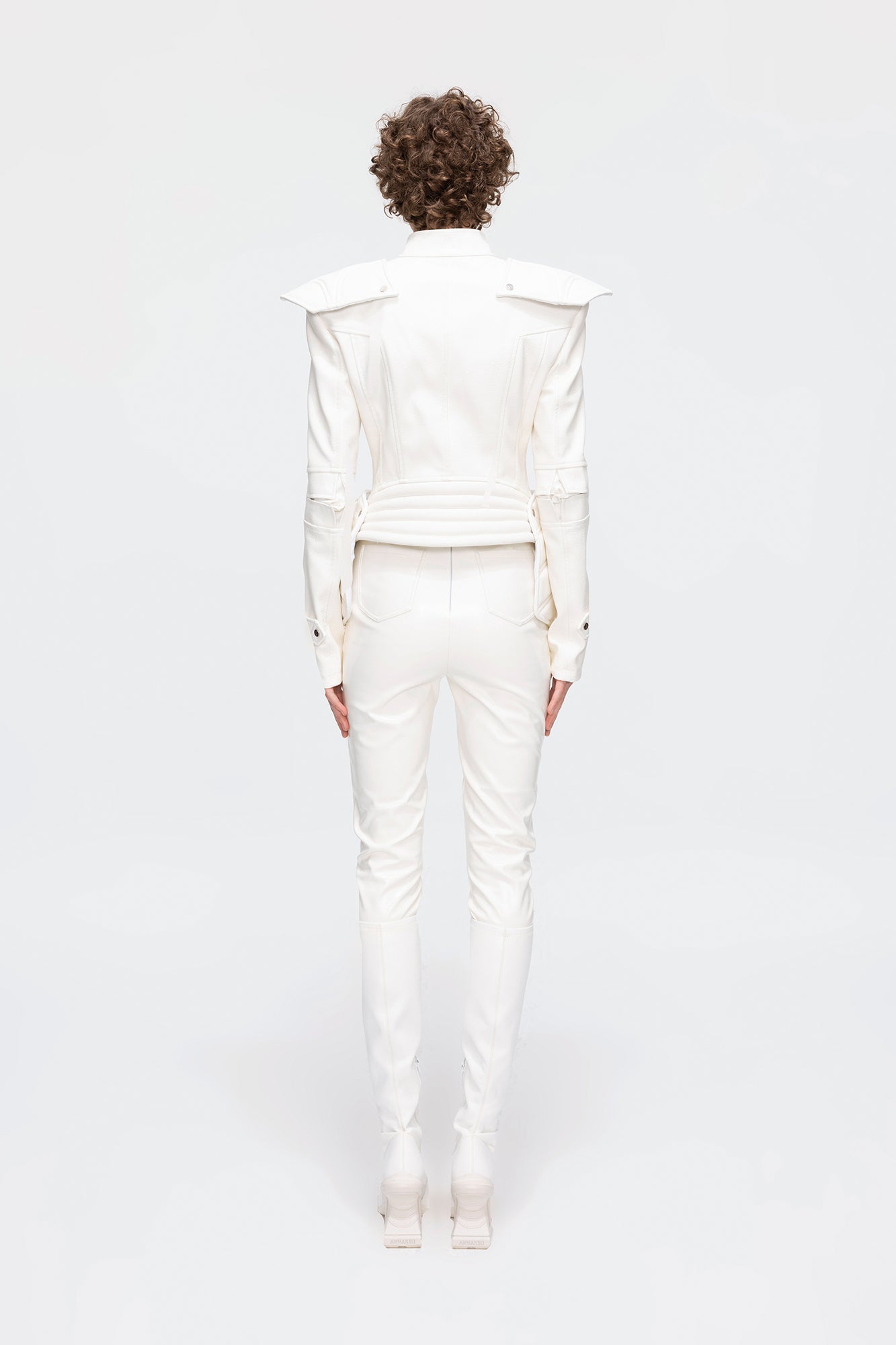 Three dimensional shoulder armor deconstruction jacket