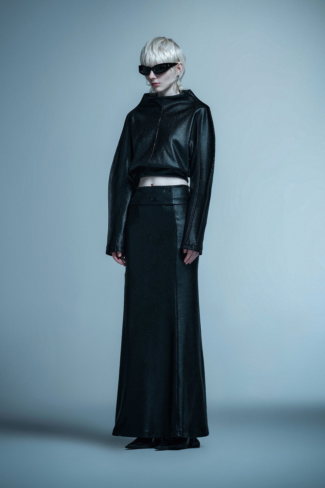 Folding low waisted long skirt