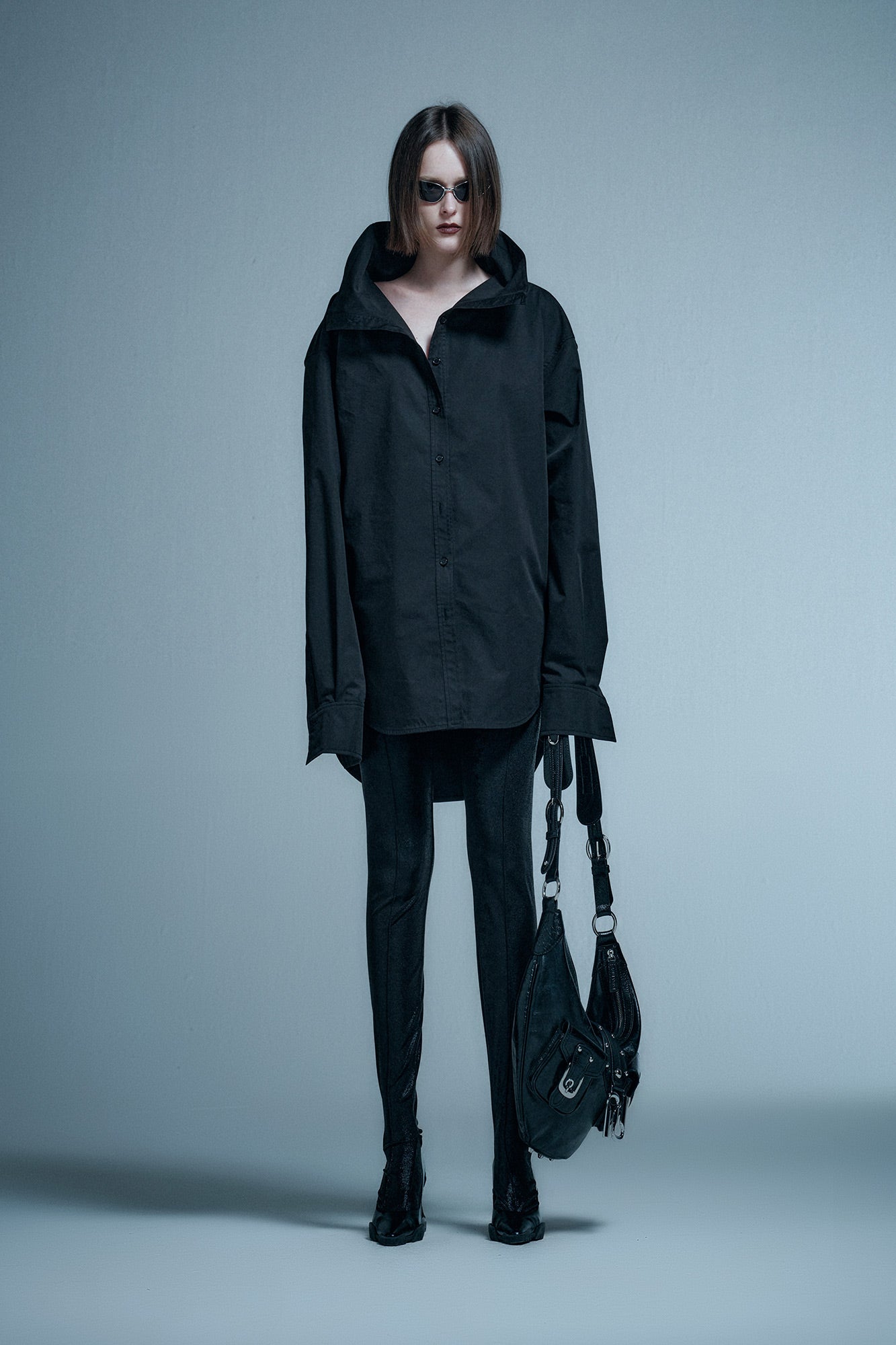 Stand-neck loose ultra-long sleeve shirt
