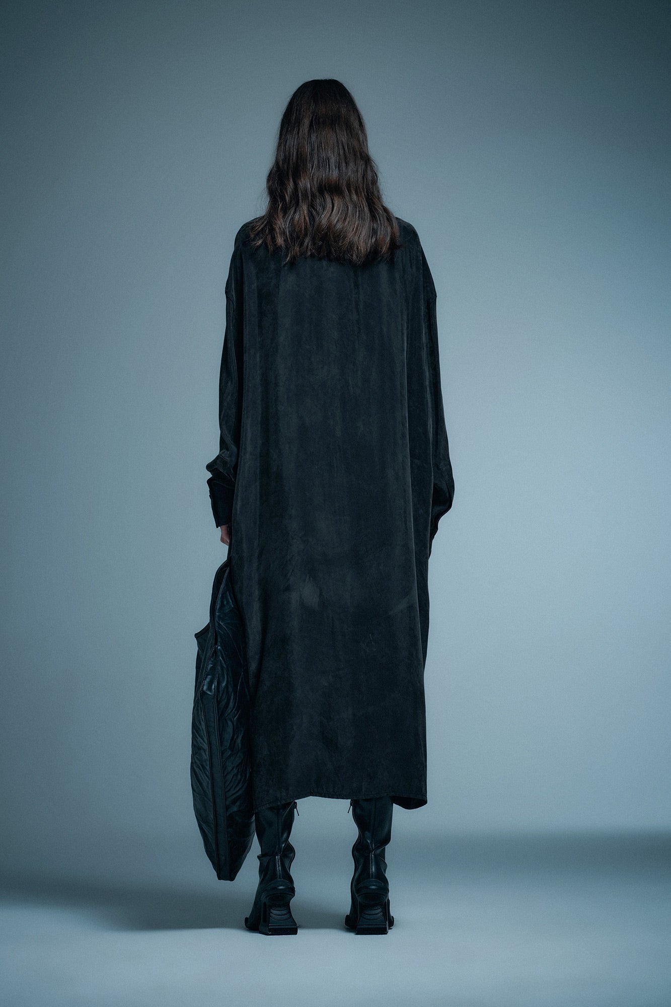 Tencel loose-fit long shirt