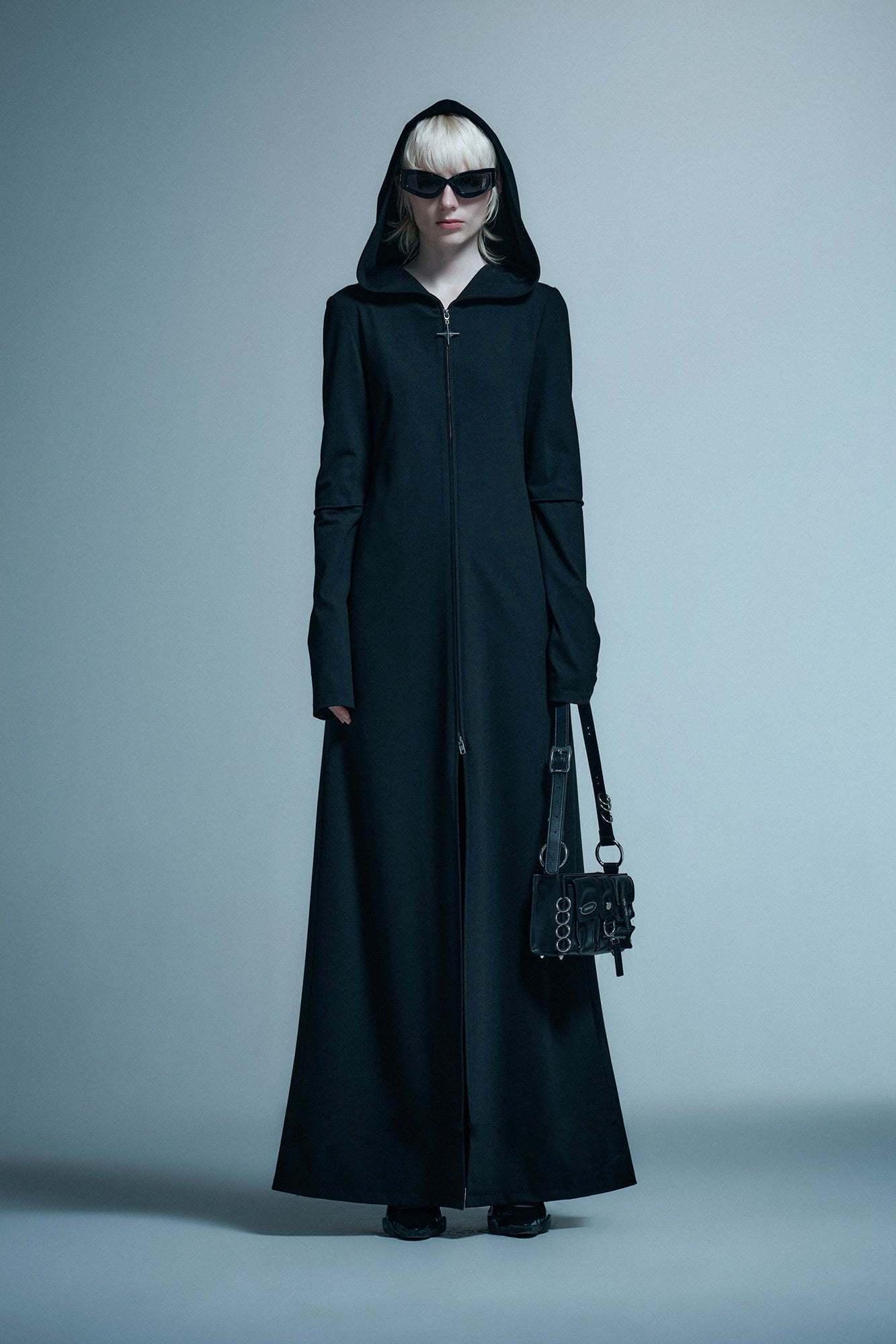 Loose hooded slim fit long jacket