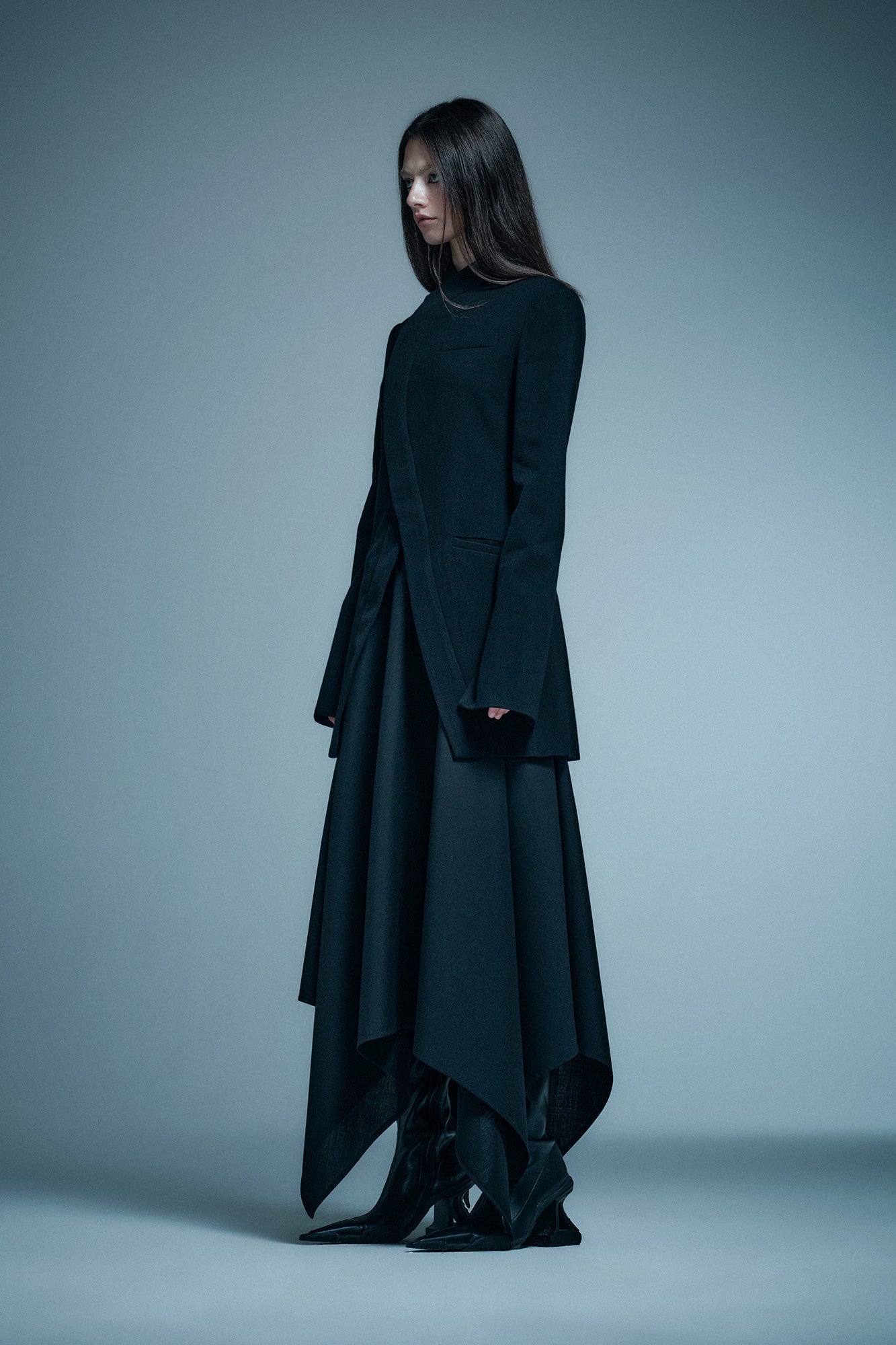 Wool concealed placket slit blazer