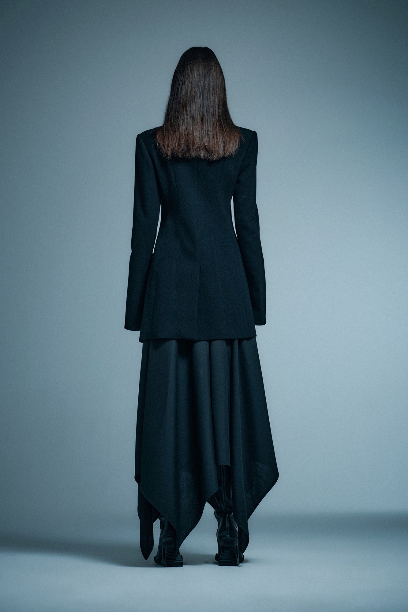 Wool concealed placket slit blazer
