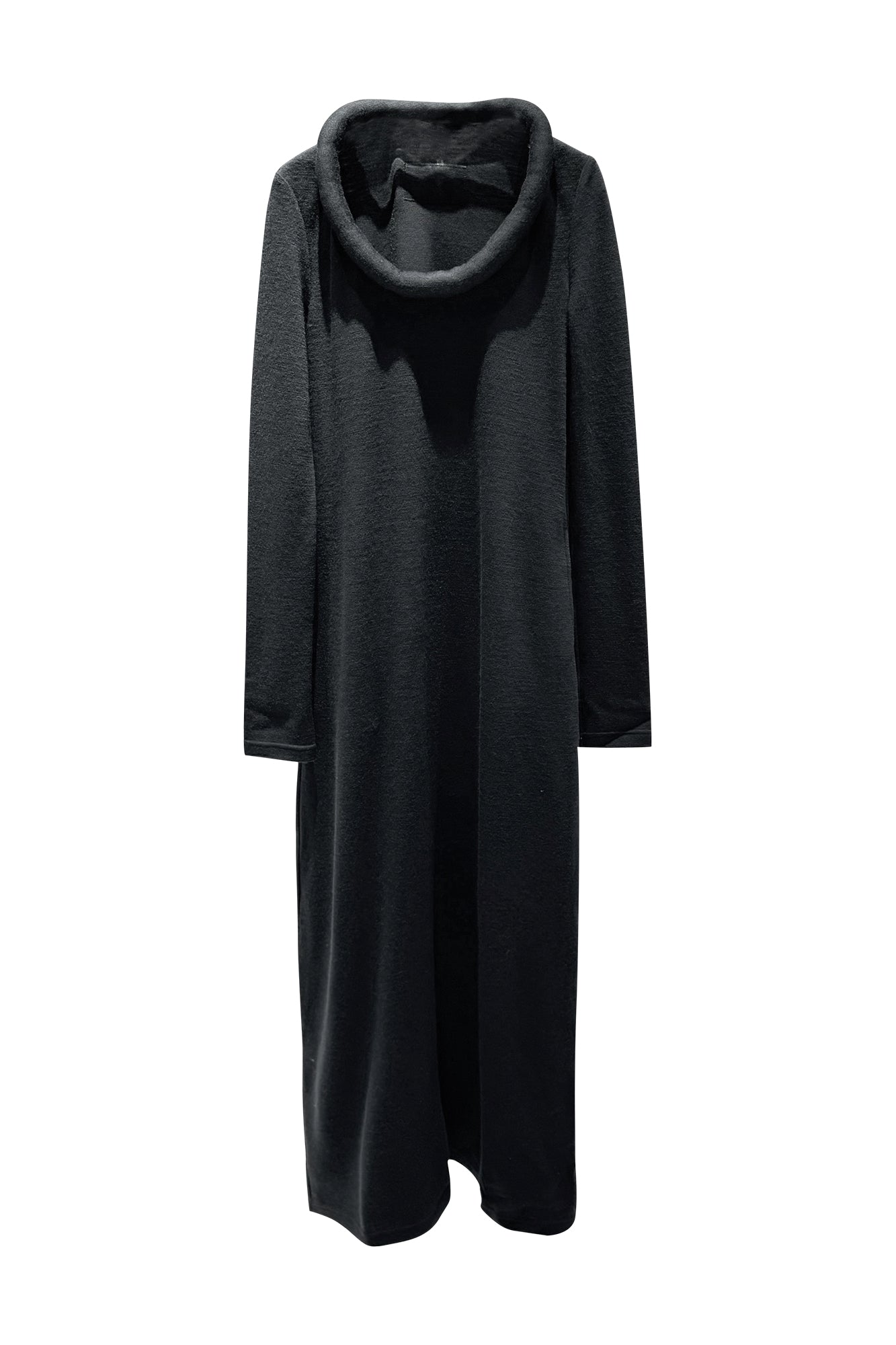 U-neck long-sleeve dress