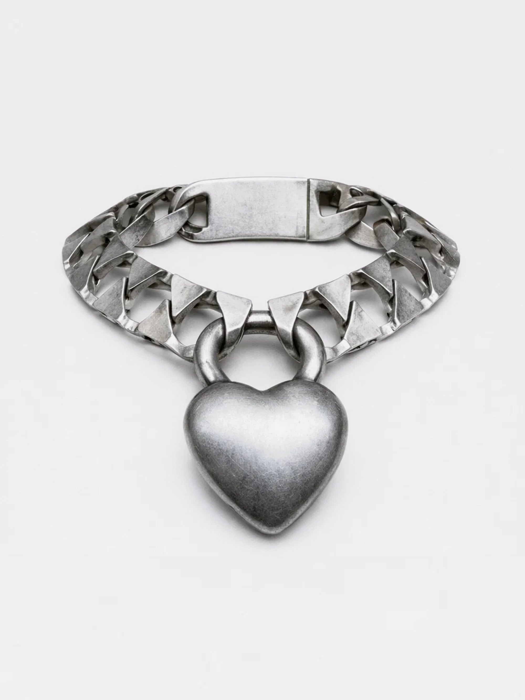 The charm choker