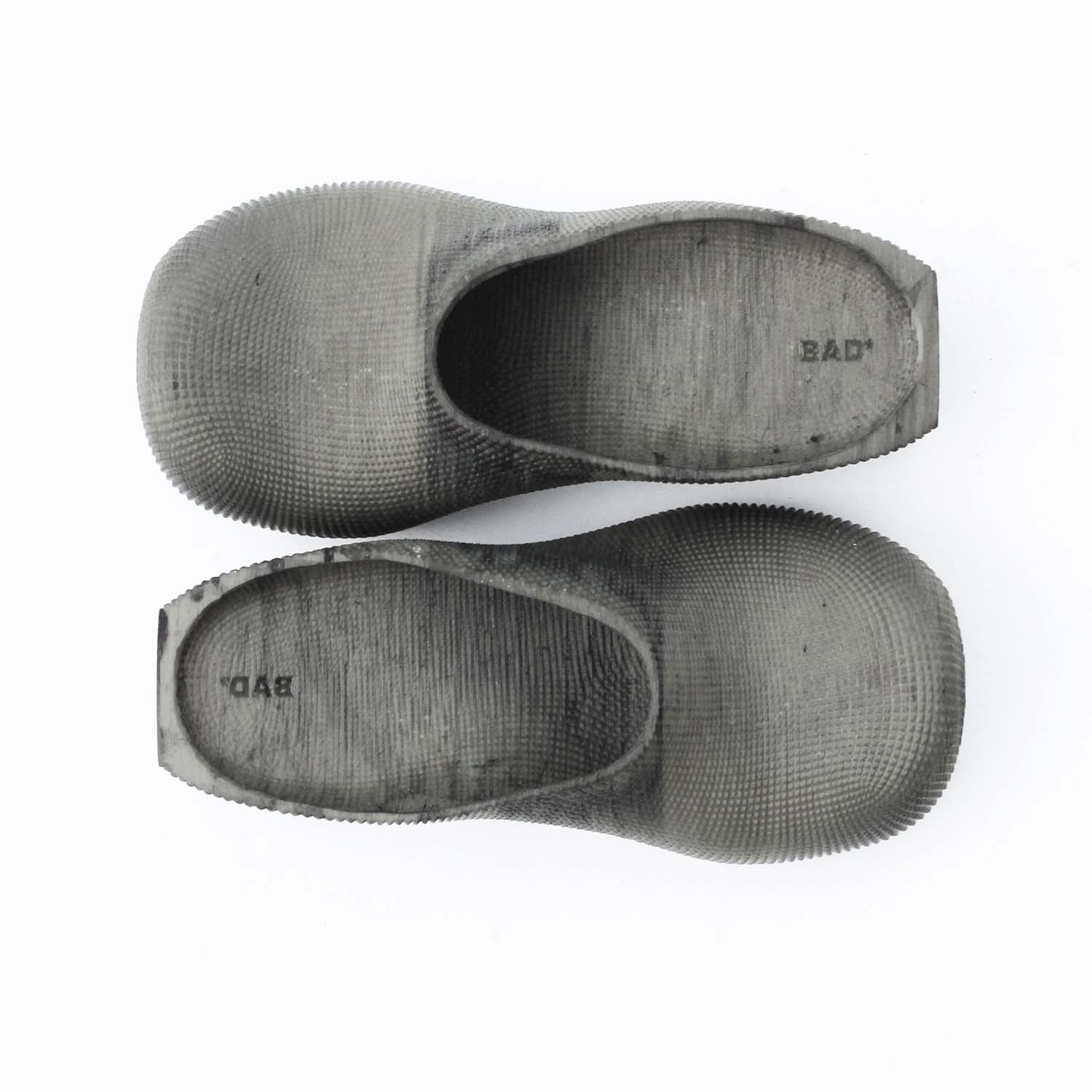 Heeled clogs - light