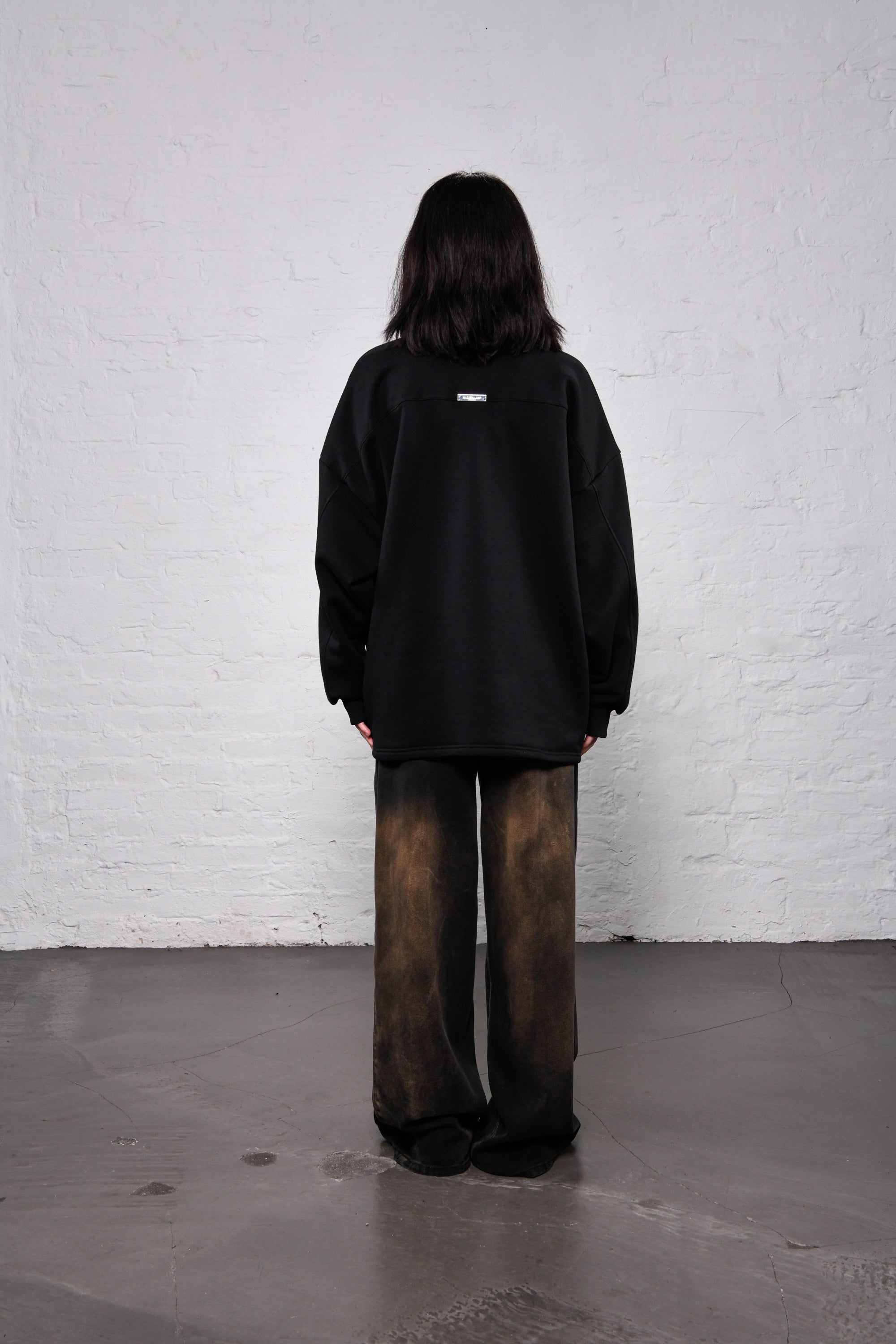 Sunday sweater black