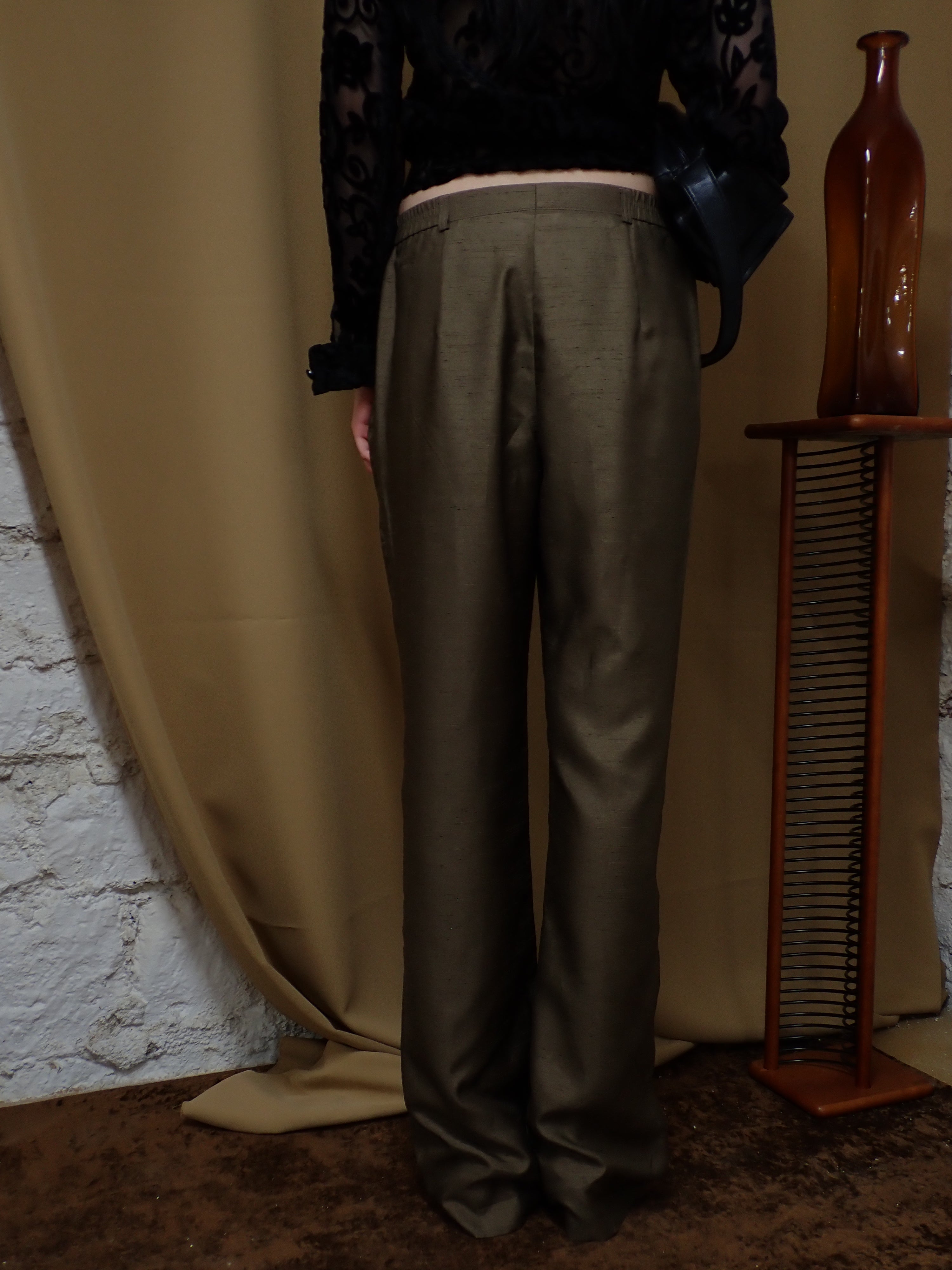 Silky trousers