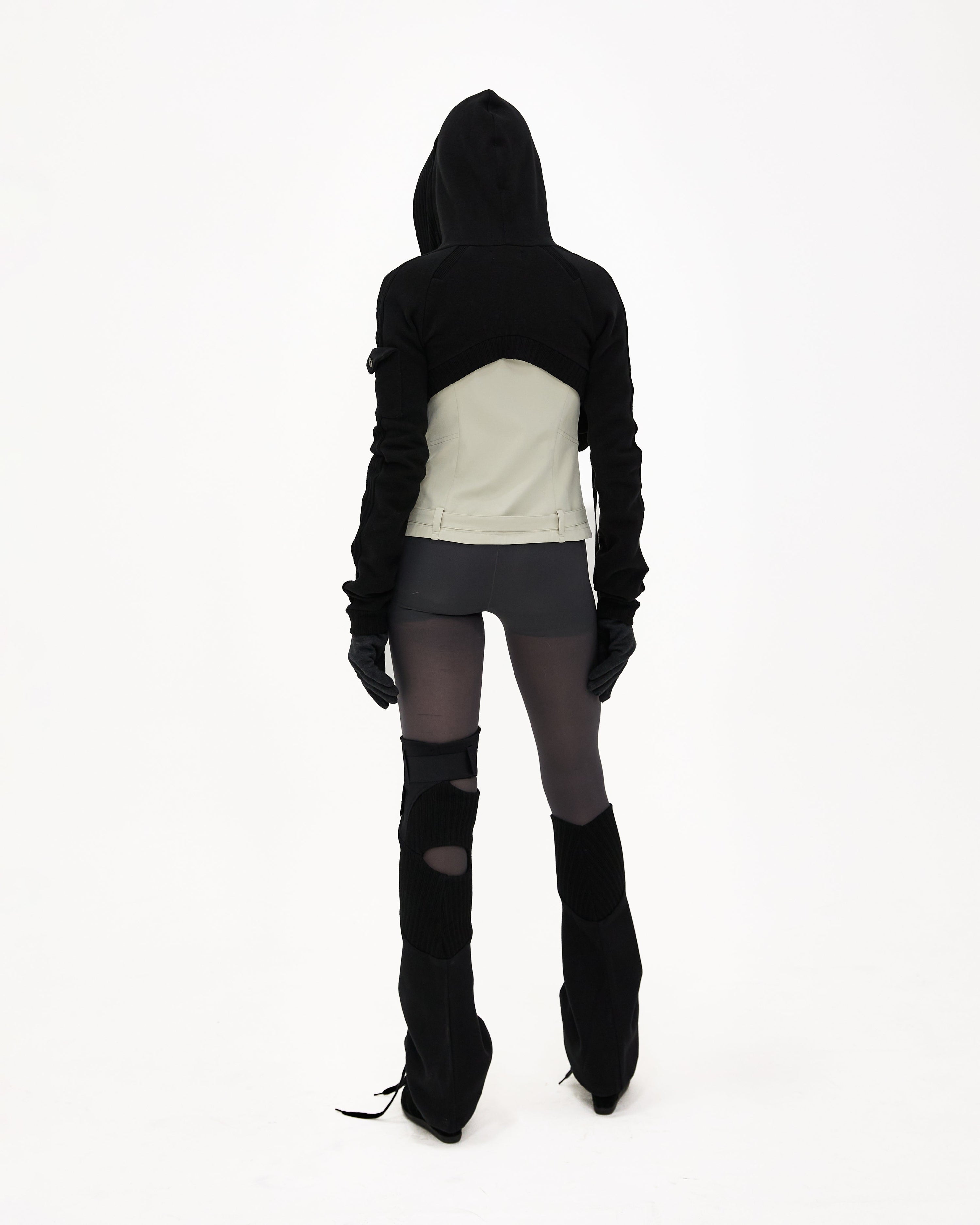 Asymmetric leg warmer