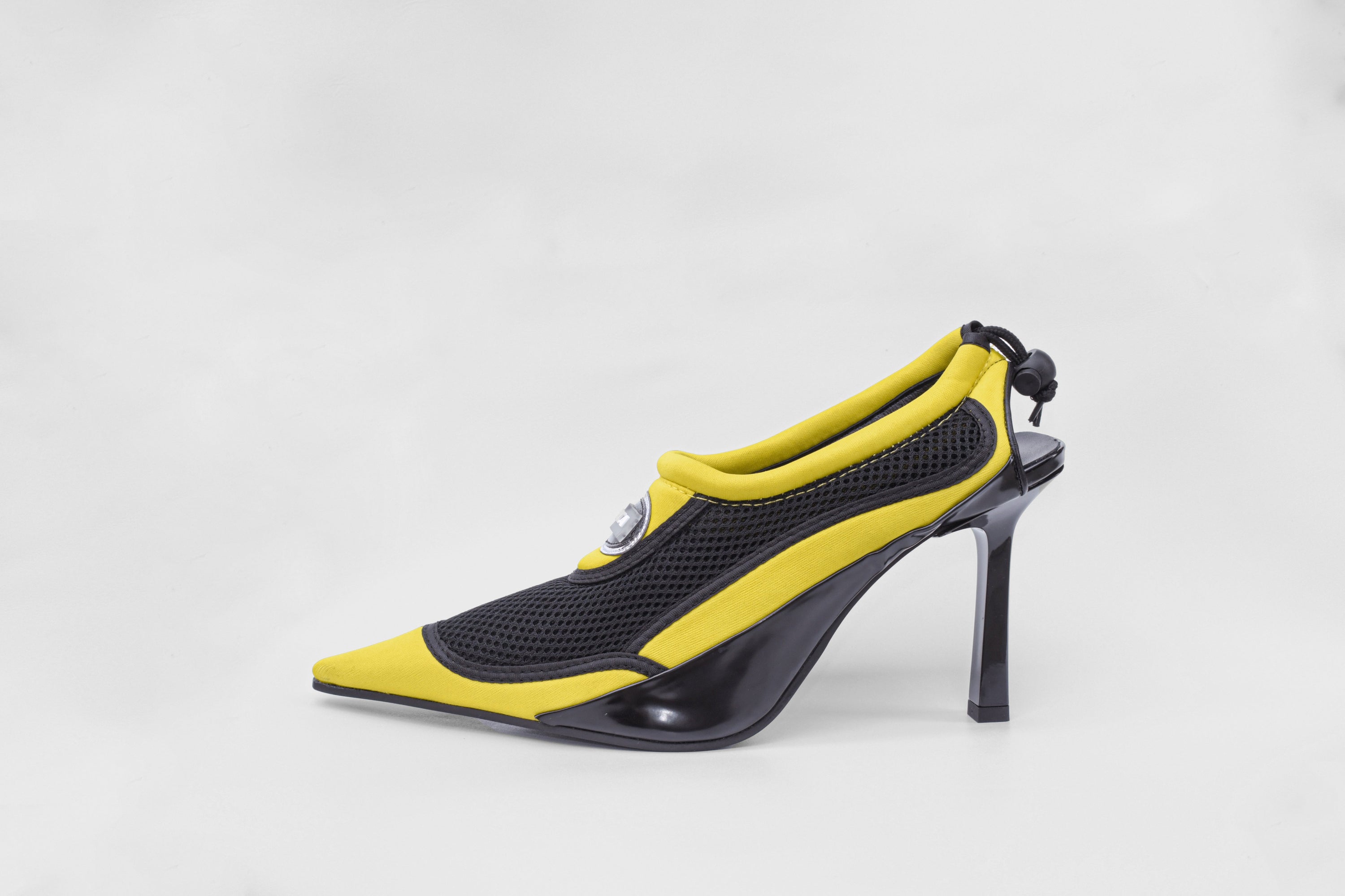 Ss23 aqua heel black/yellow