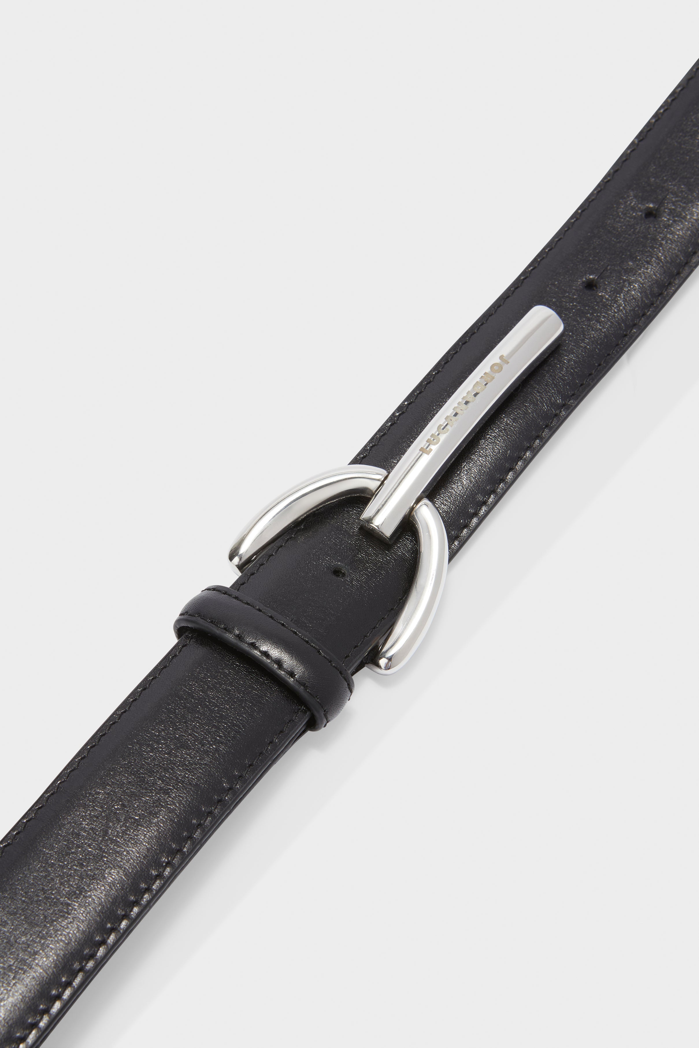 Lash belt black