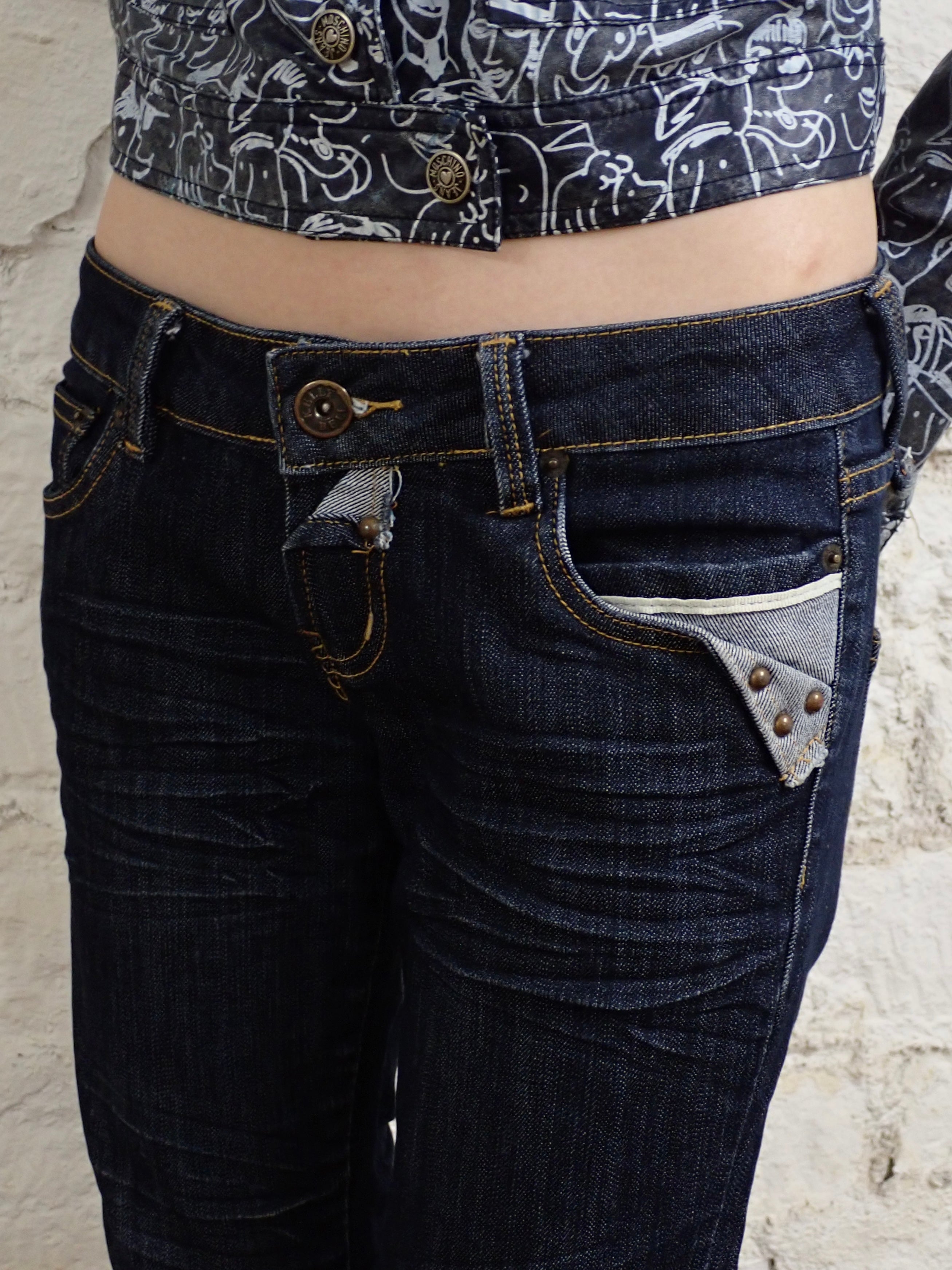 Denim capri pants