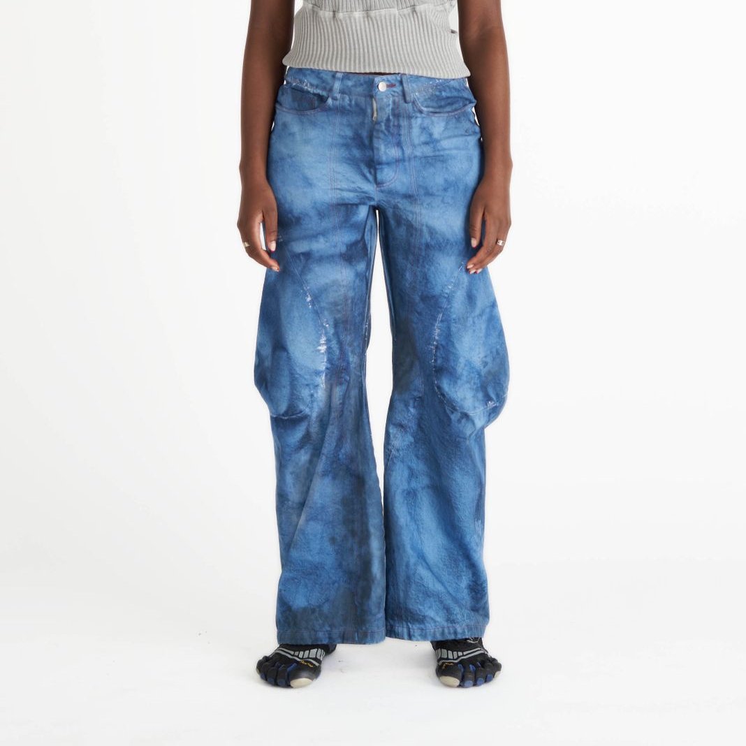 Engineered flare acid indigo