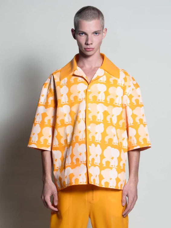Dancing figures shirt - yellow